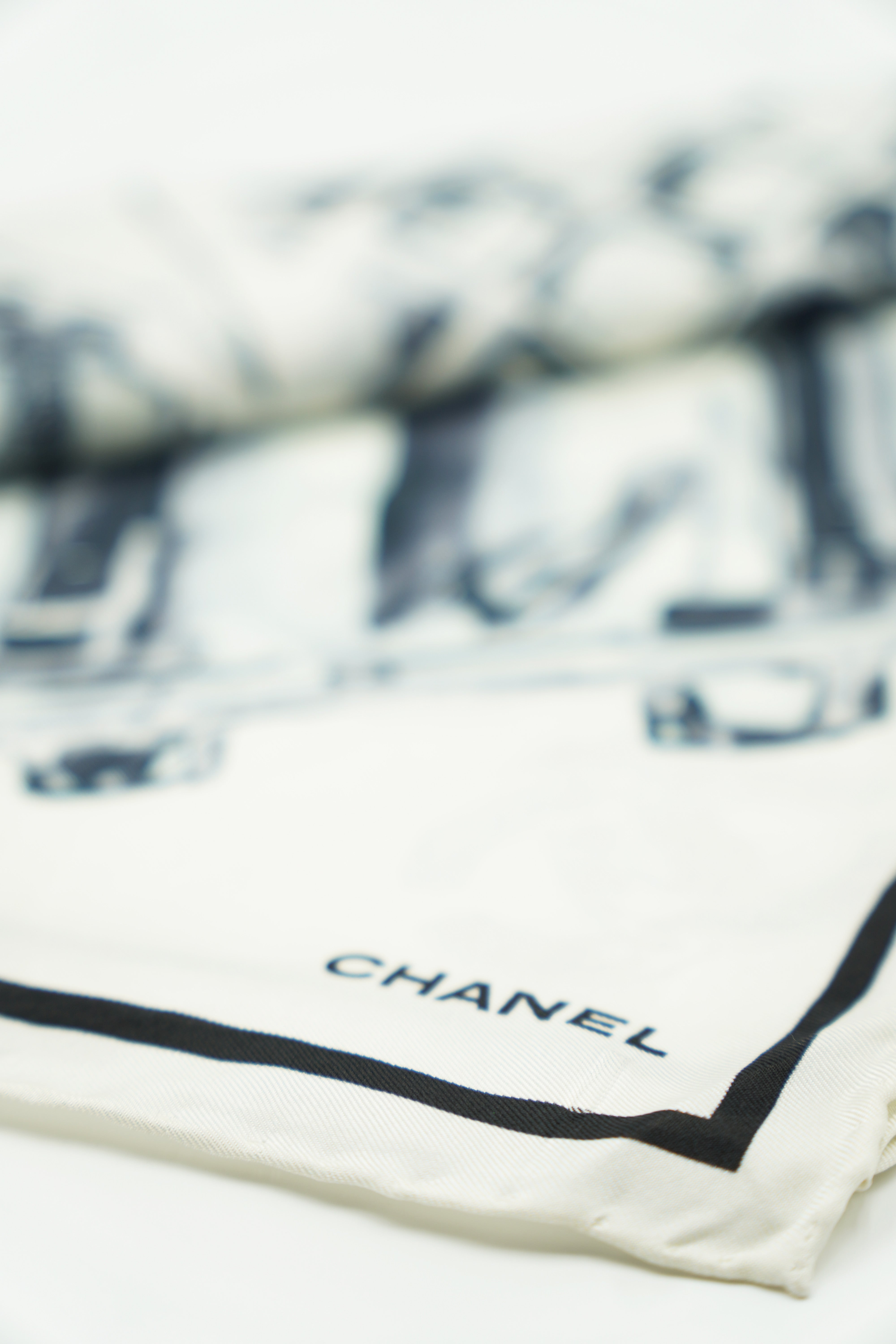 Foulard in seta Chanel