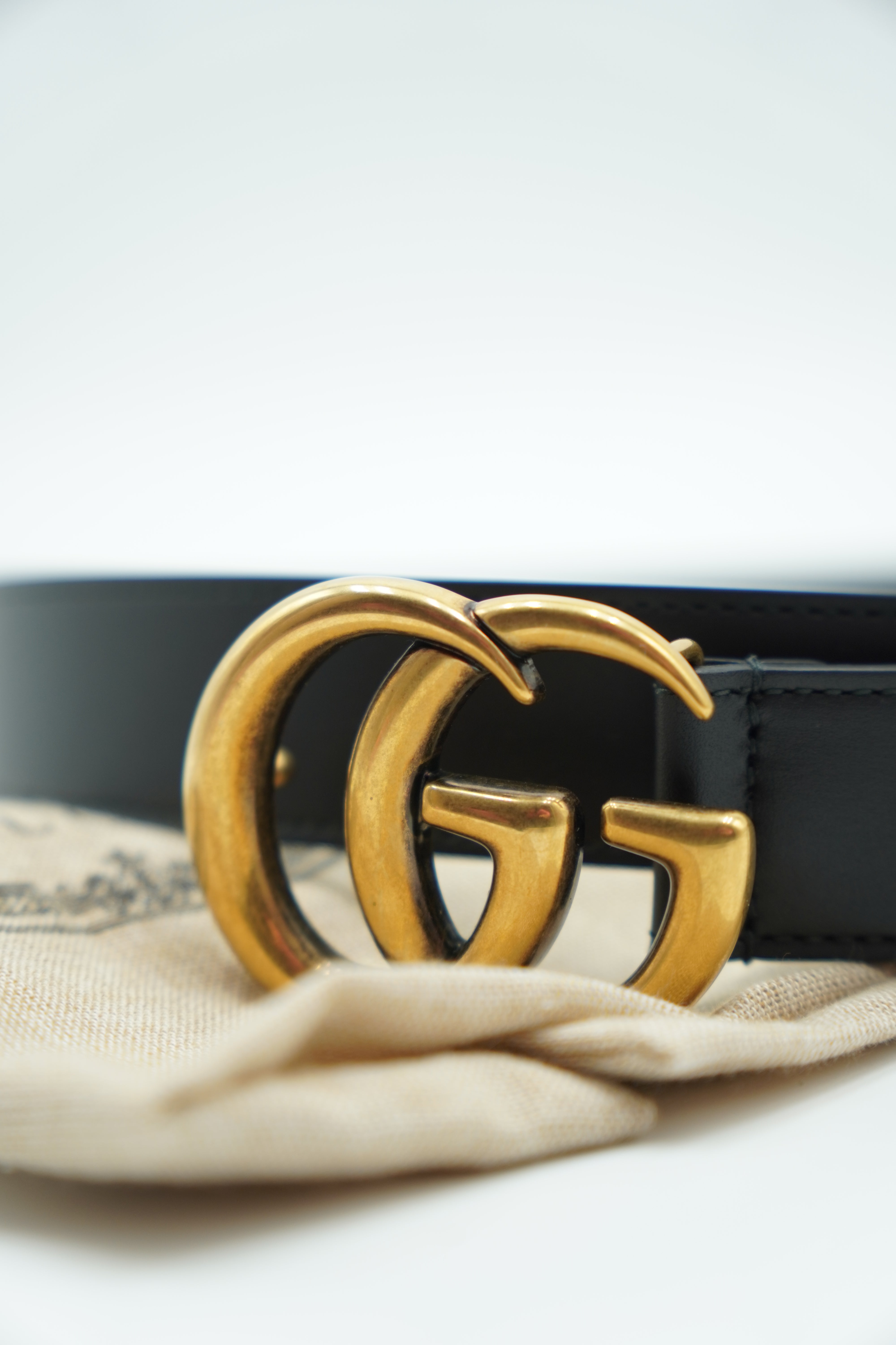 Gucci Cintura Marmont GG sottile  nera