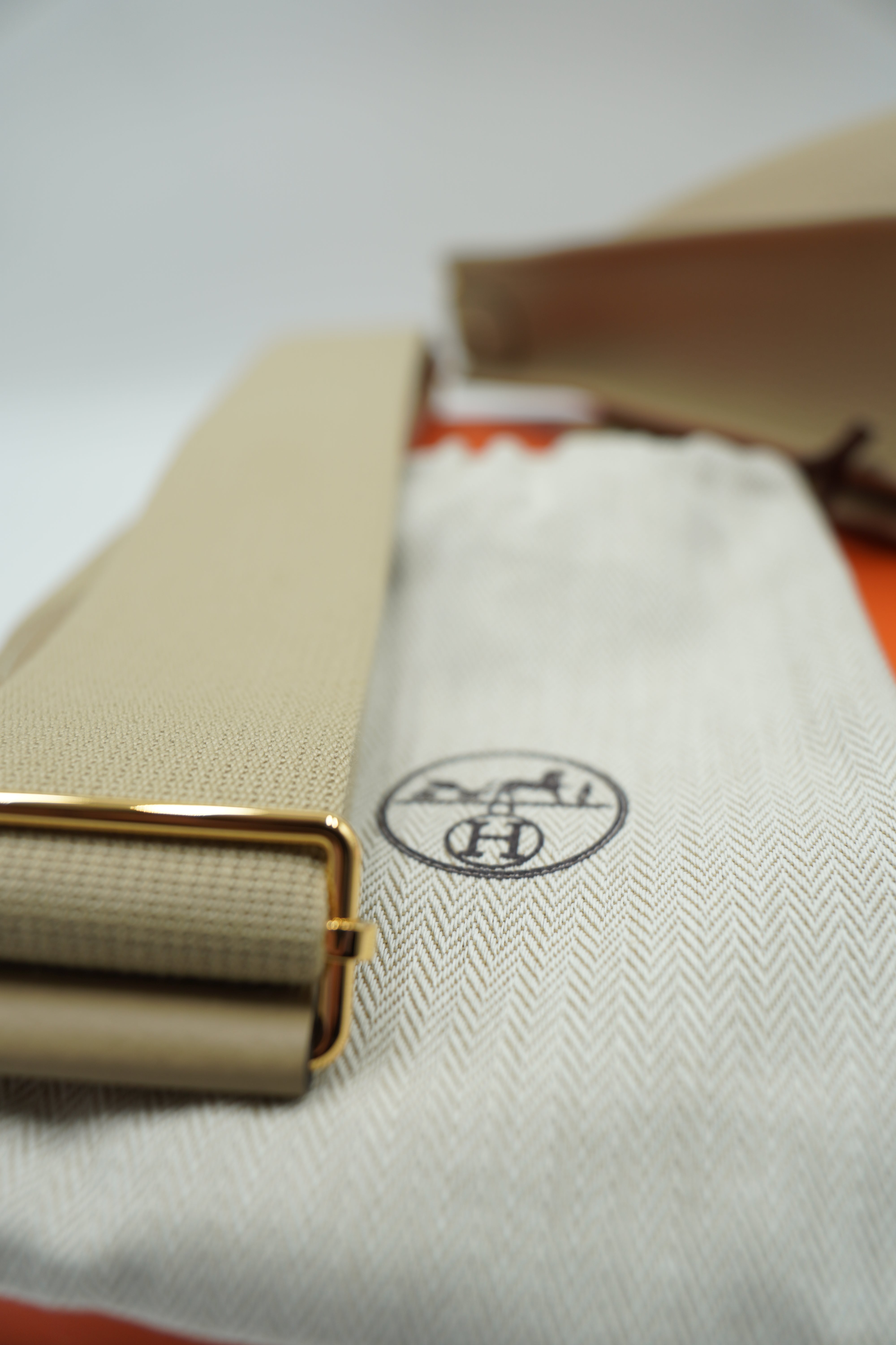 Bolso Hermès Evelyn de 29 cm, piel Clemence color beige