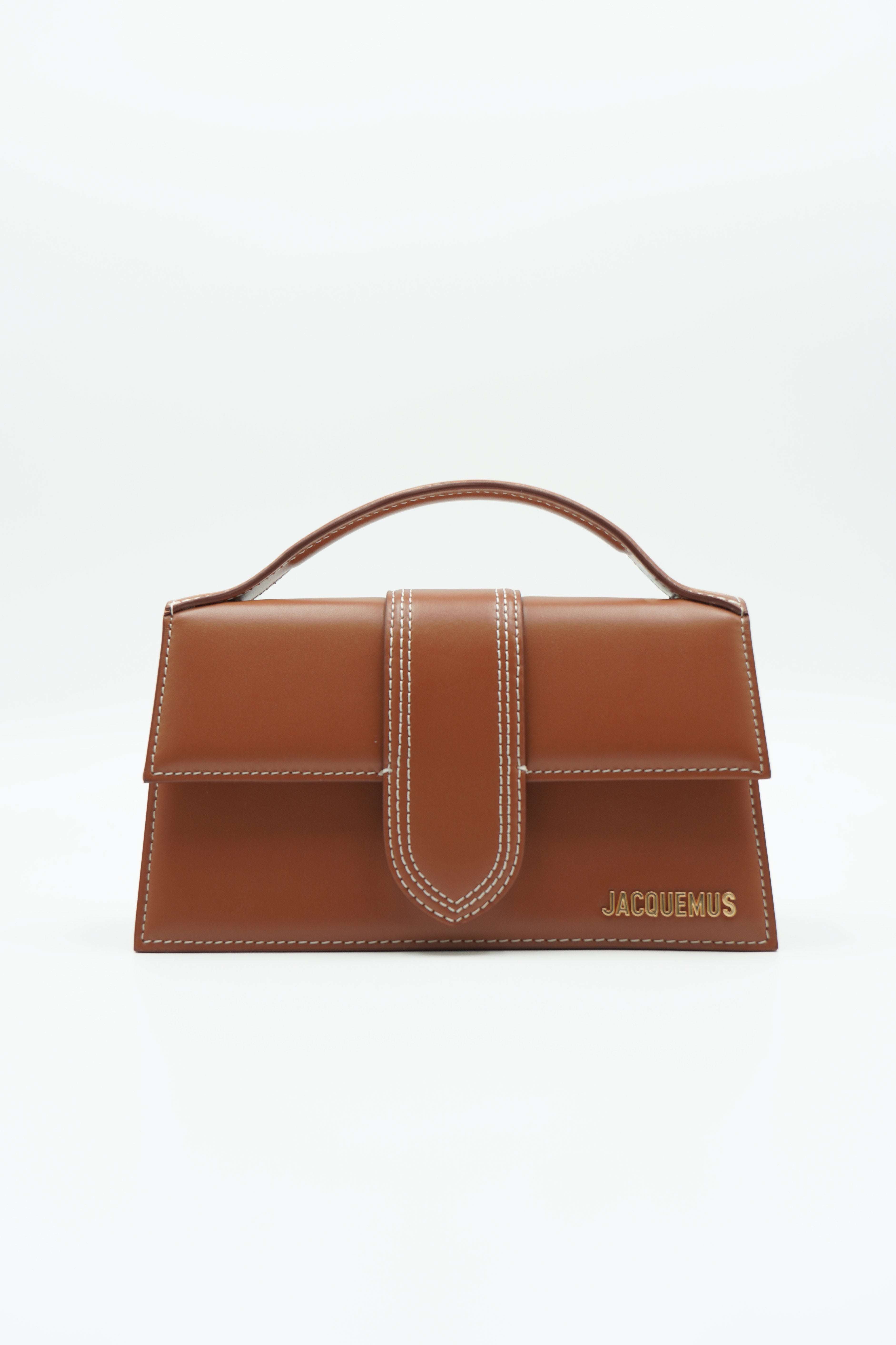 JACQUEMUS ブラウンショルダーバッグ Jacquemus Le Grand Bambino Bag Coccio - Authentic Used
