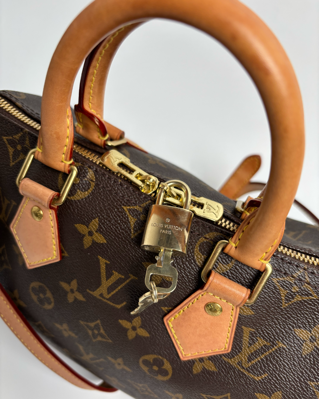 Louis Vuitton Borsa Speedy Bandoulière 25 Tela Monogram Marrone usata autentica - Aurea Luxury Lab