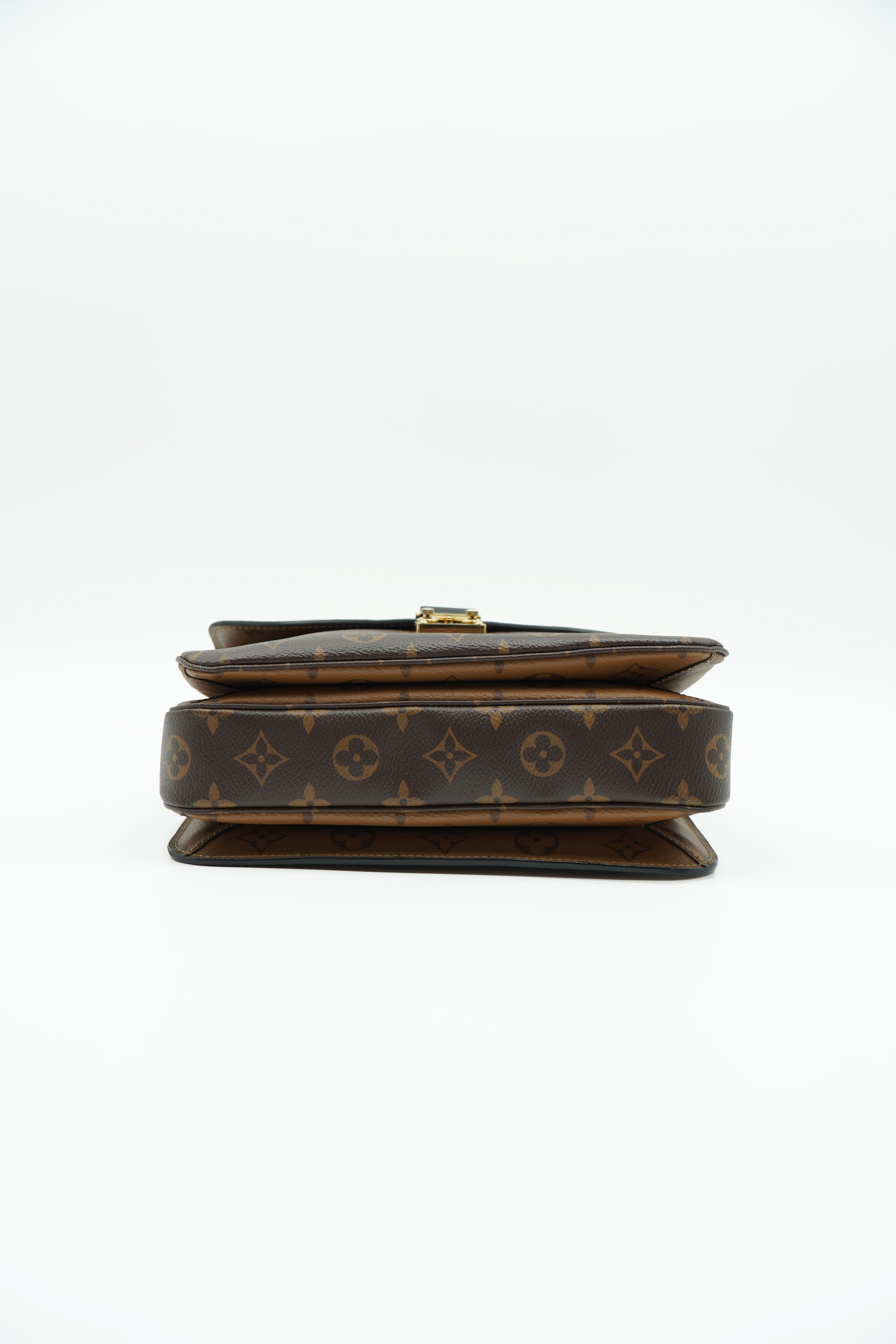 Louis Vuitton Metis Monogram bag