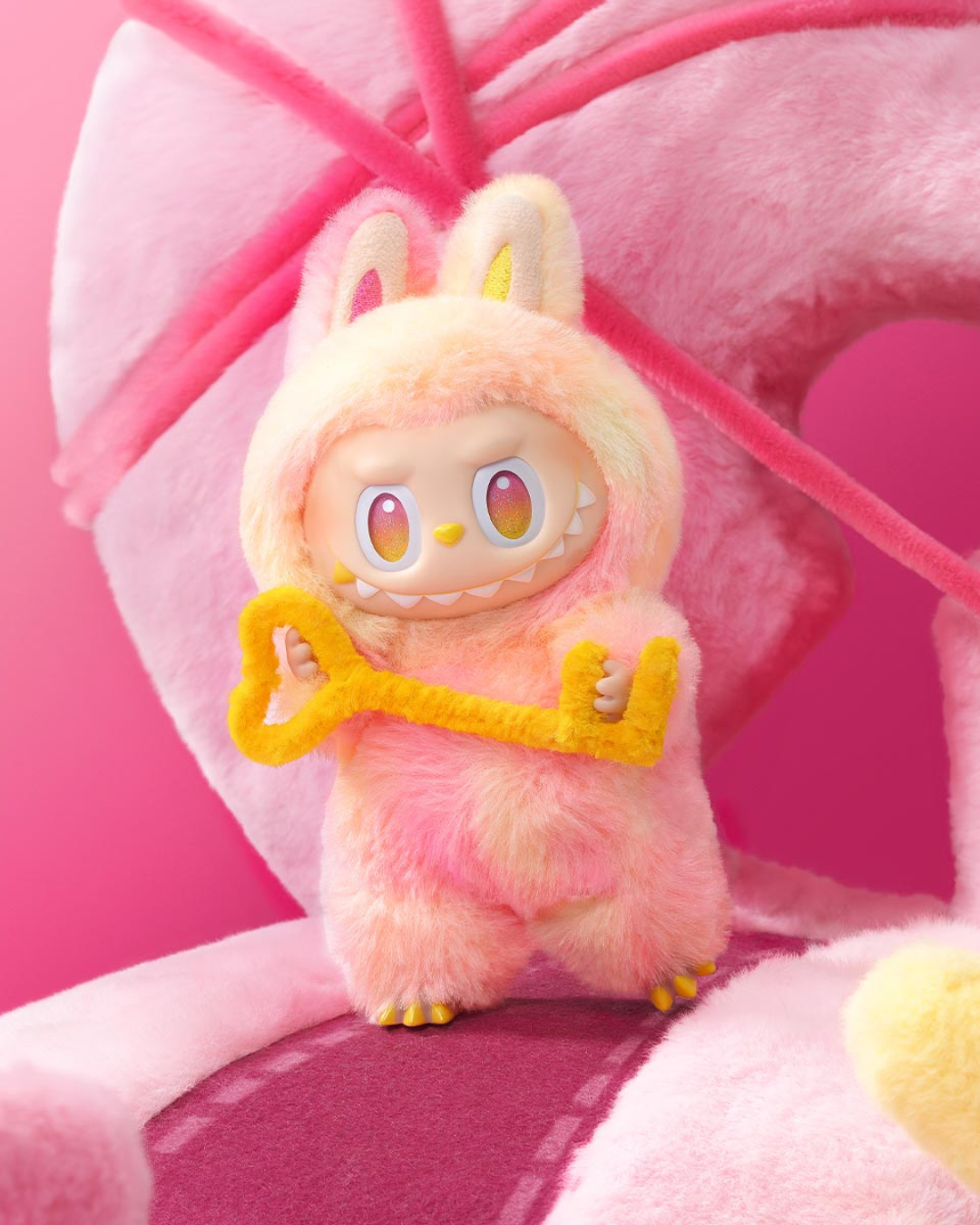 Labubu Popmart - THE MONSTERS - Big Into Energy Blind Box