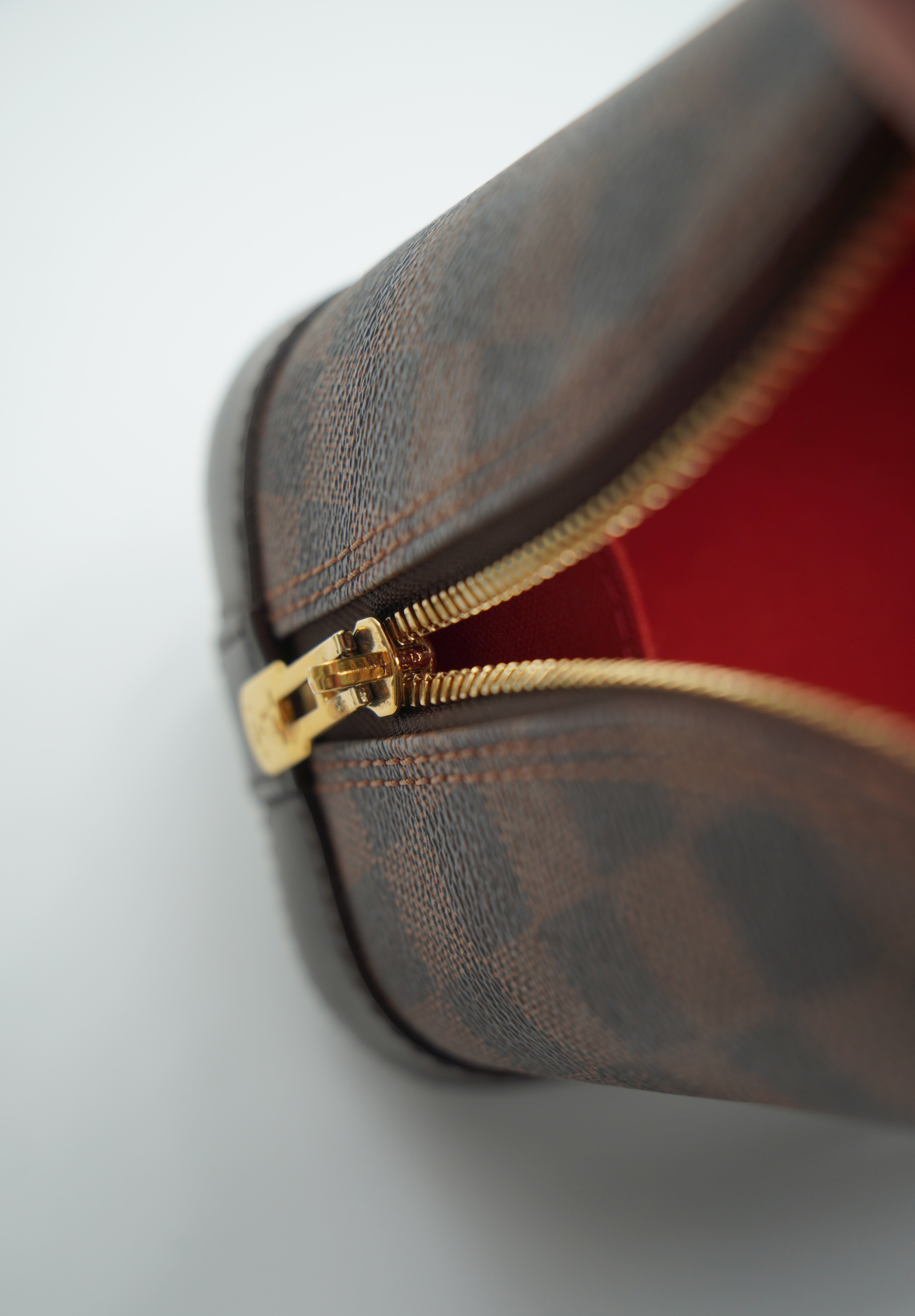 Bolso Louis Vuitton Alma BB Damier