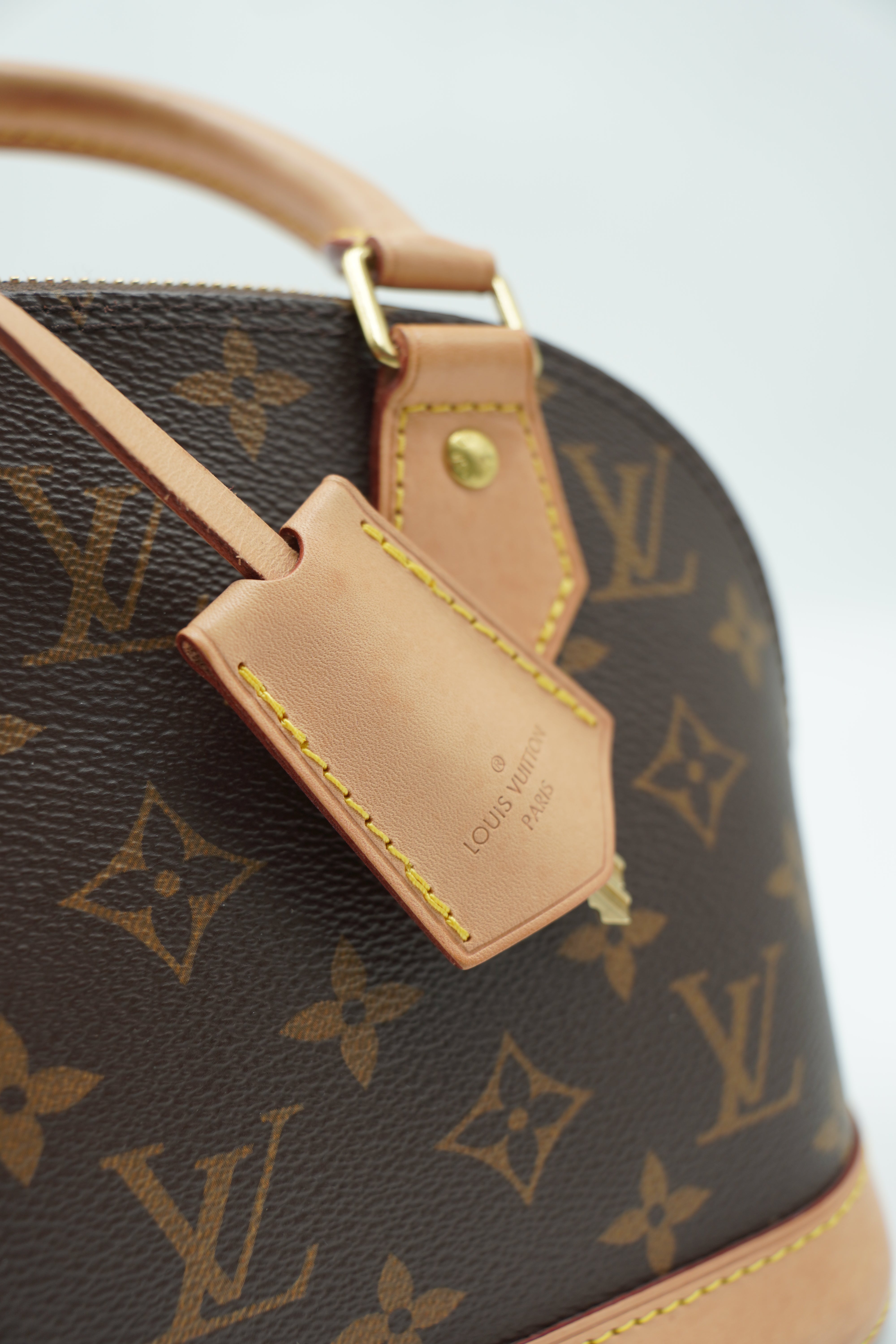Louis Vuitton Borsa Alma BB monogram luxury resale autentica - Aurea Luxury Lab