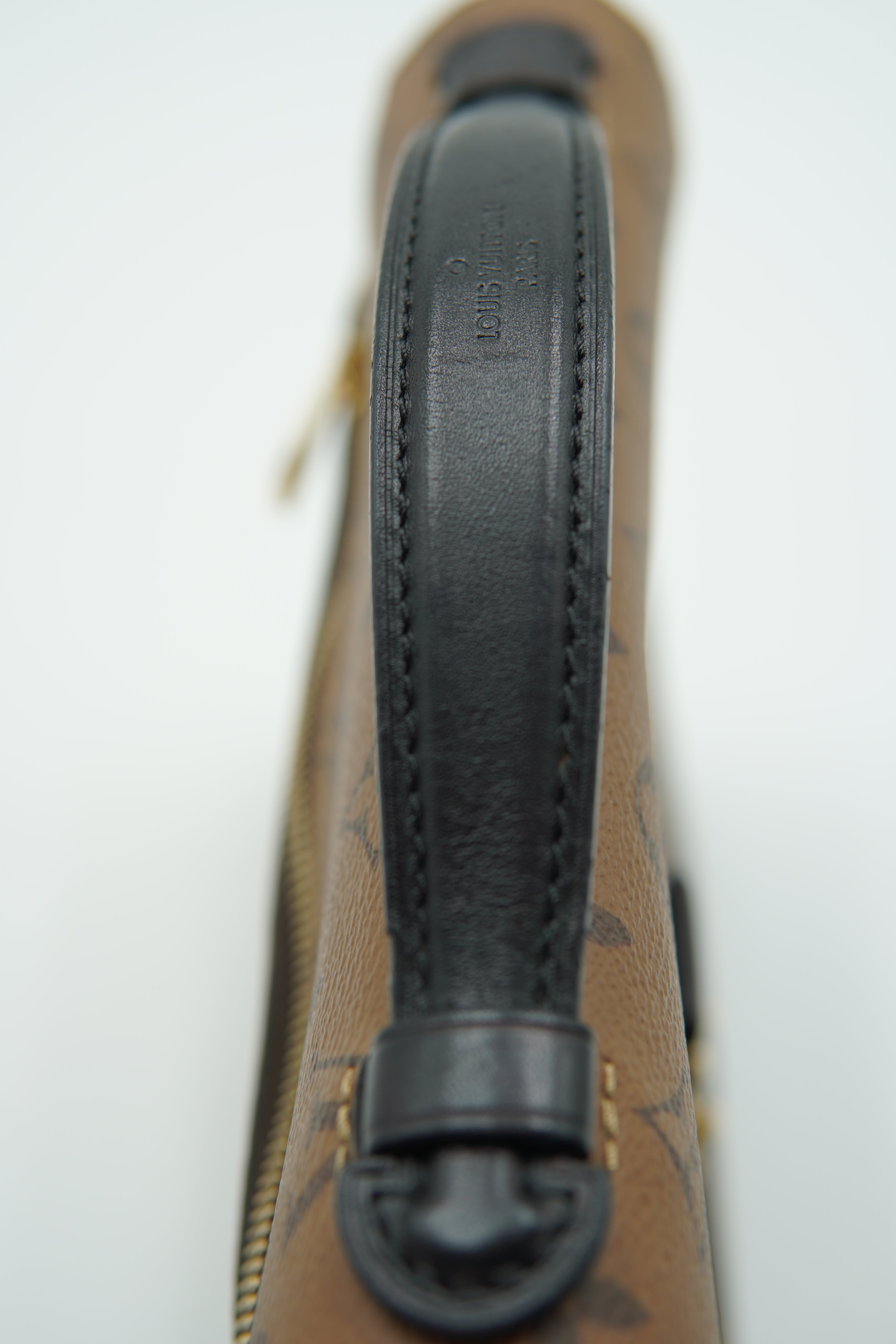 Louis Vuitton Metis Monogram bag