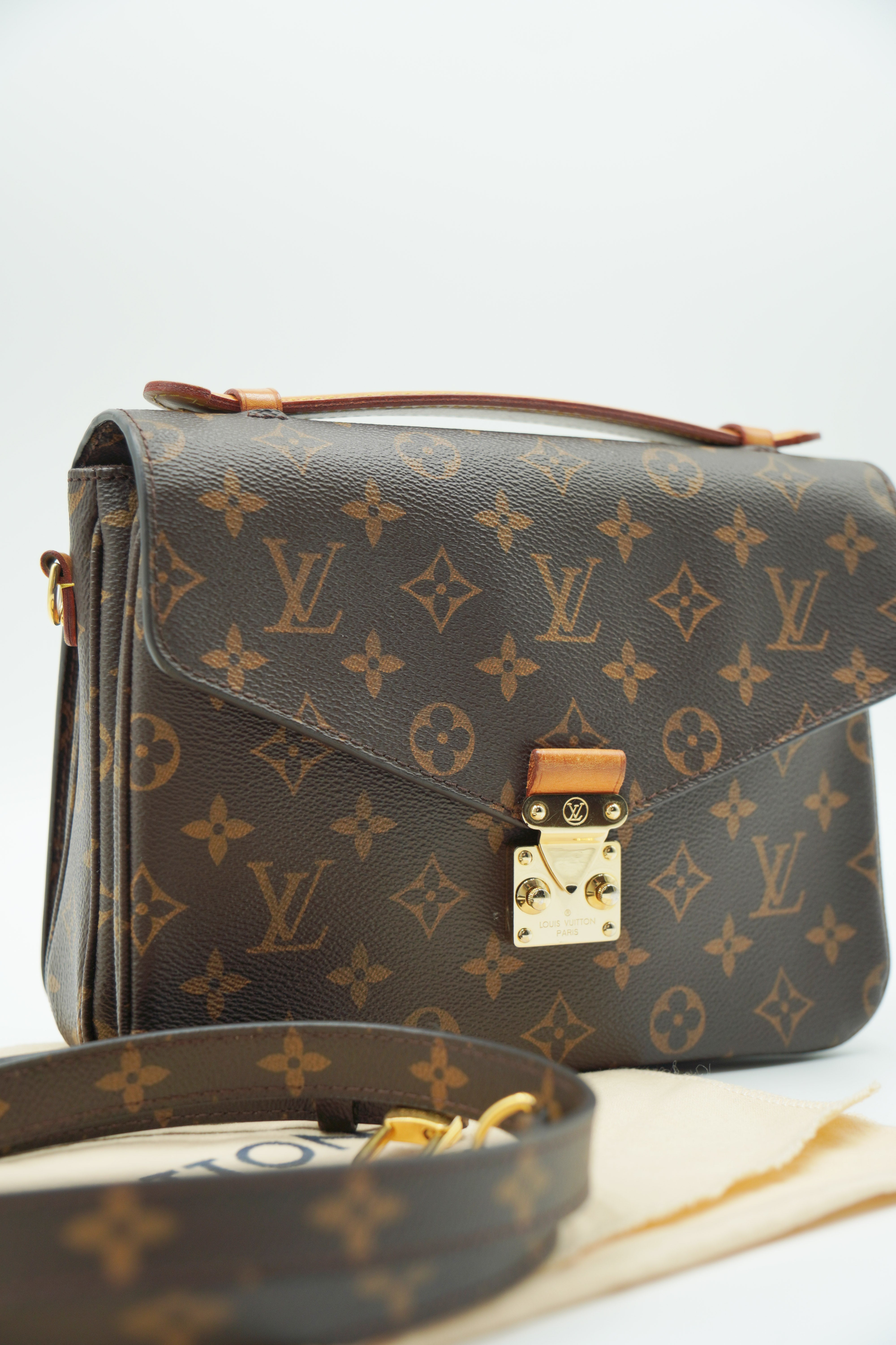 Louis Vuitton Tasche Metis Monogram - Pre-owned Authentisch