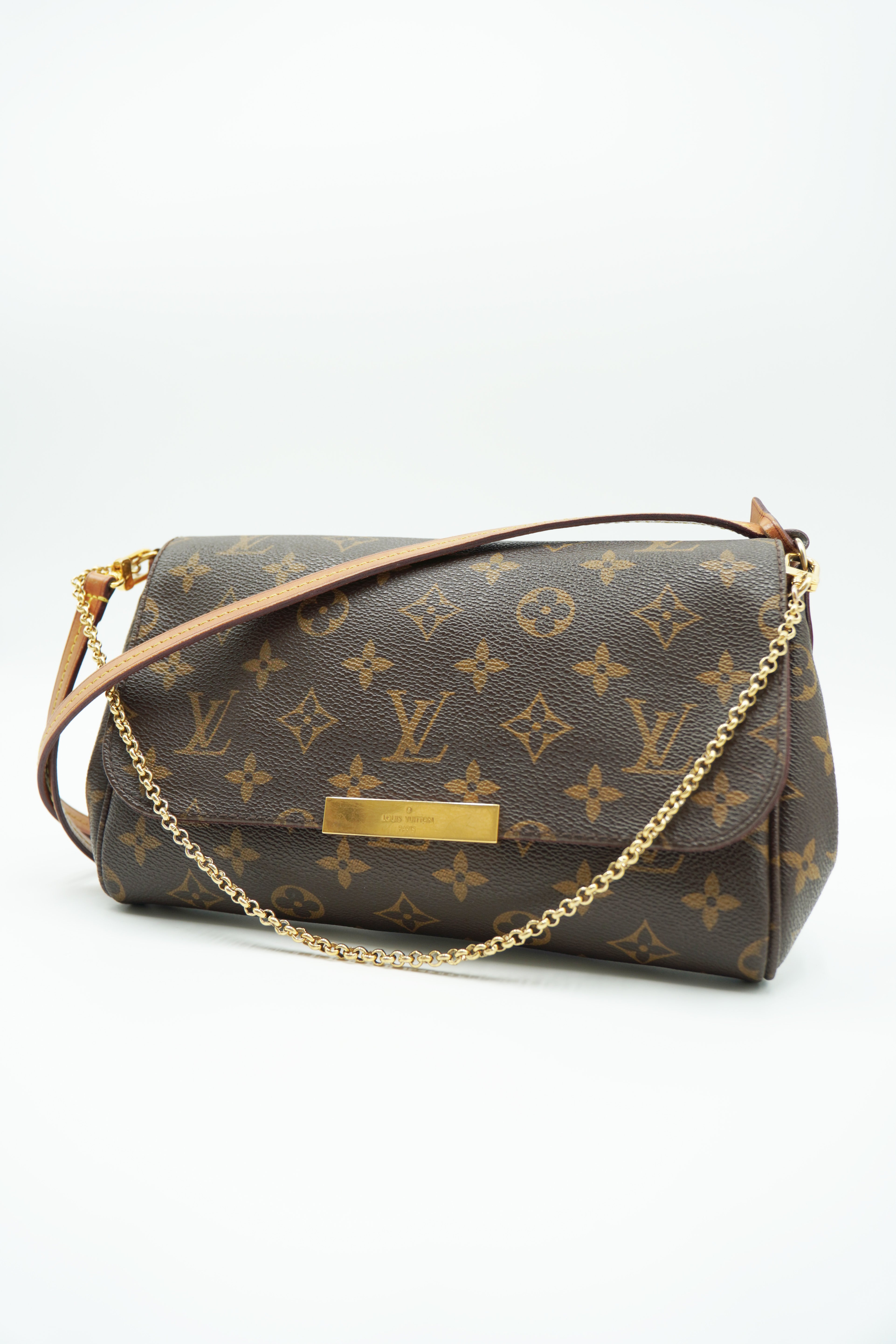 Louis Vuitton Favourite MM Monogram Shoulder Bag - Used Authentic