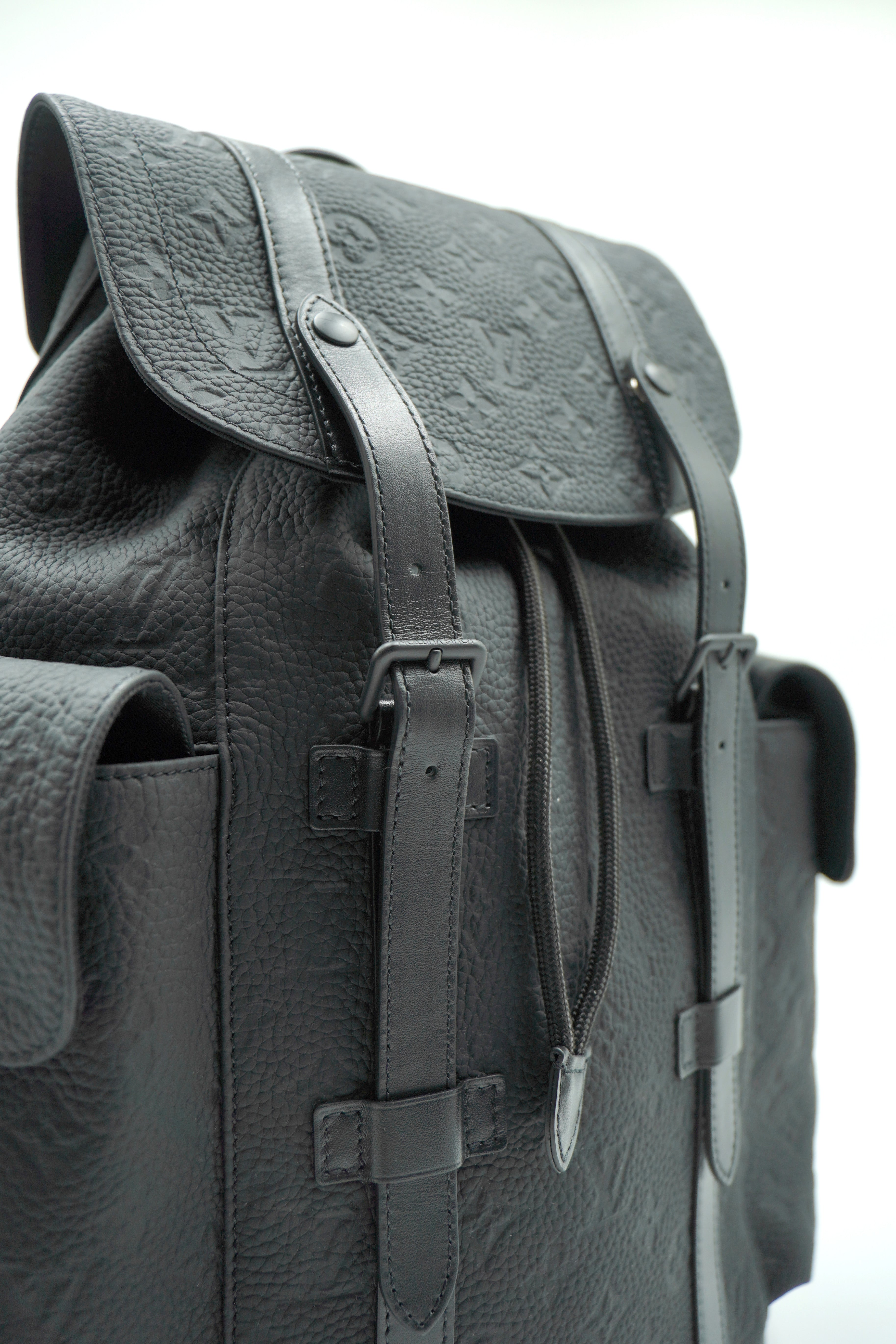 Louis Vuitton Christopher MM Backpack Taurillon Leather - Authentic Used