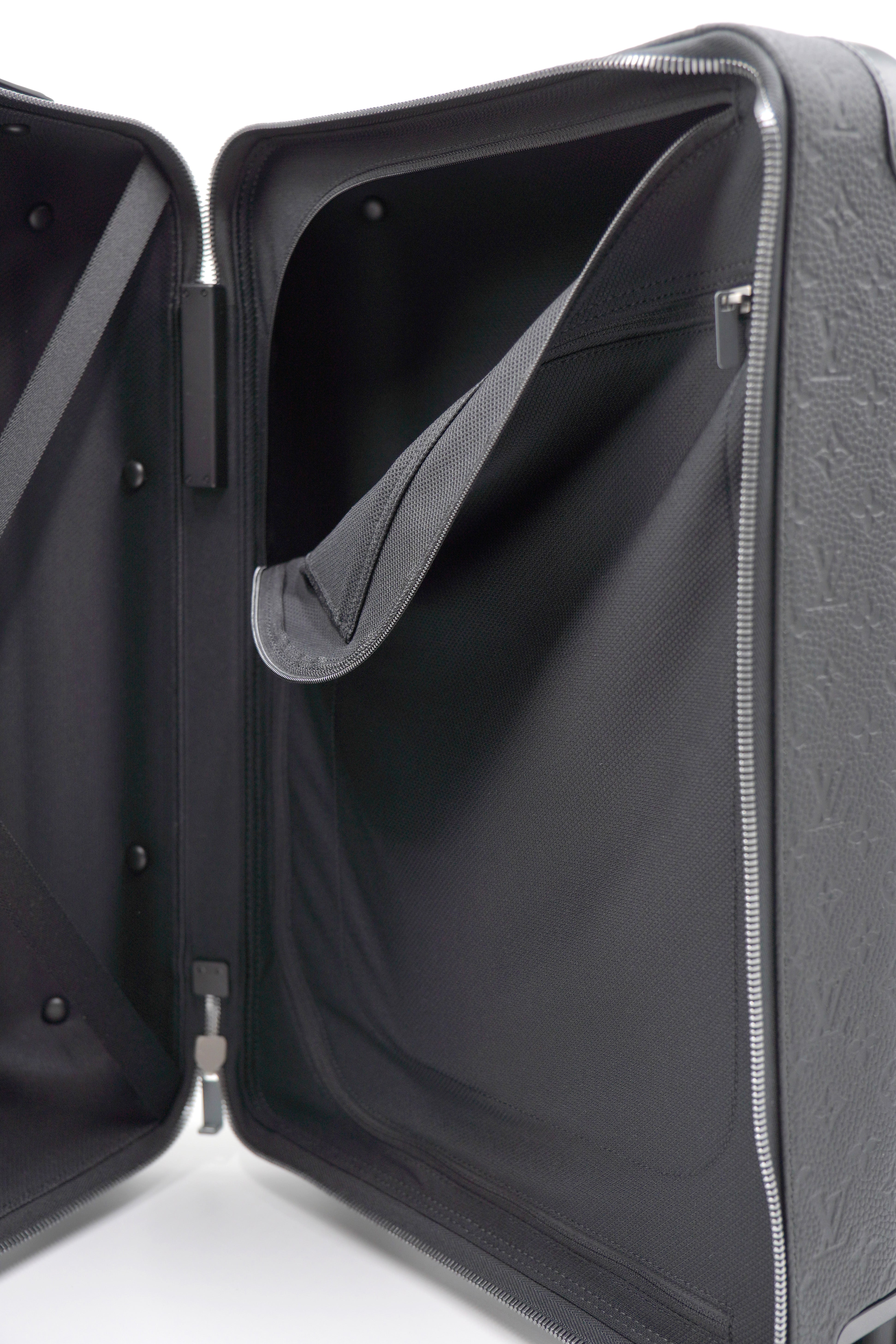 Louis Vuitton Trolley Horizon 55 Taurillon Monogram Black Leather - Authentic Used