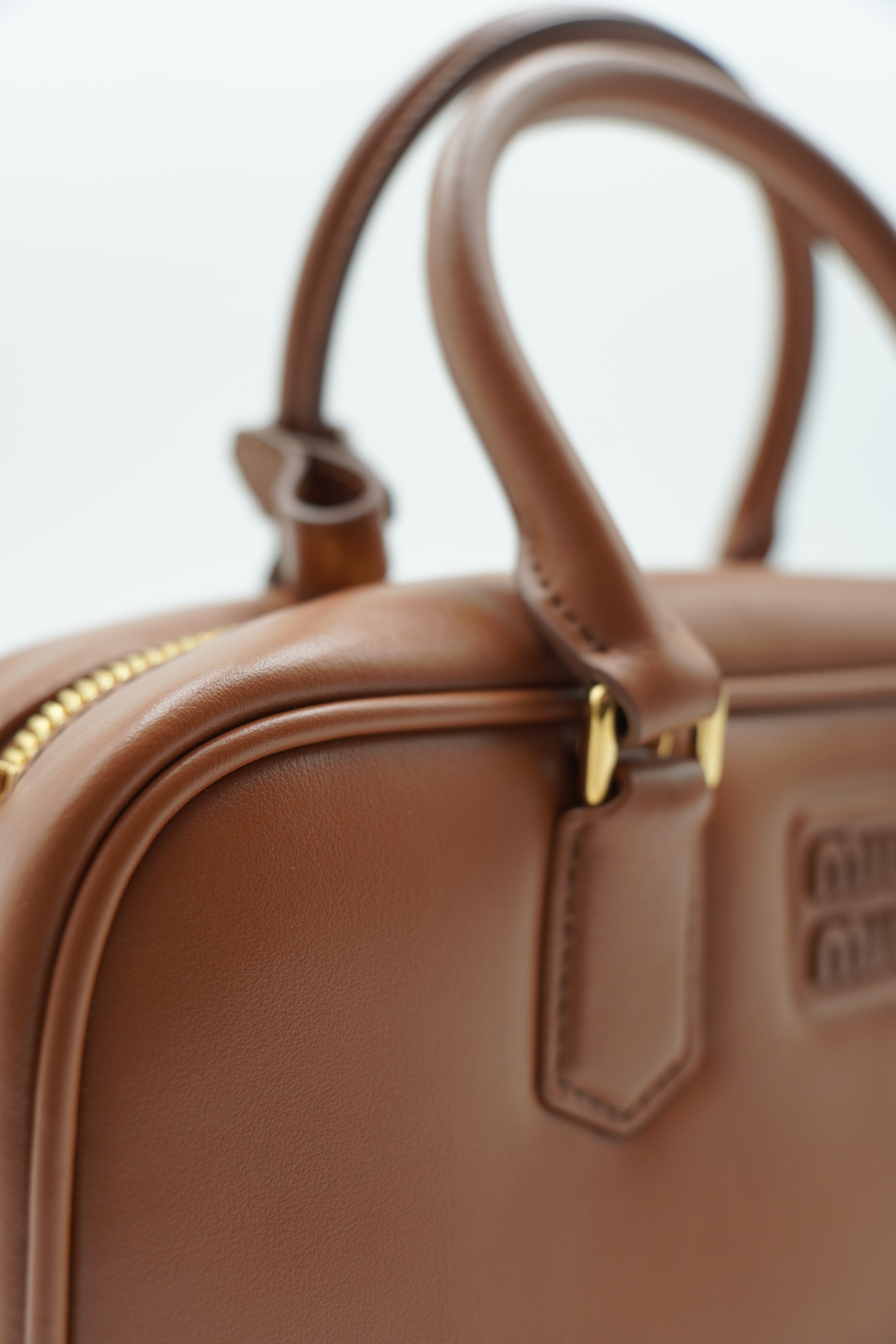 Miu Miu Borsa Arcadie Large Cognac