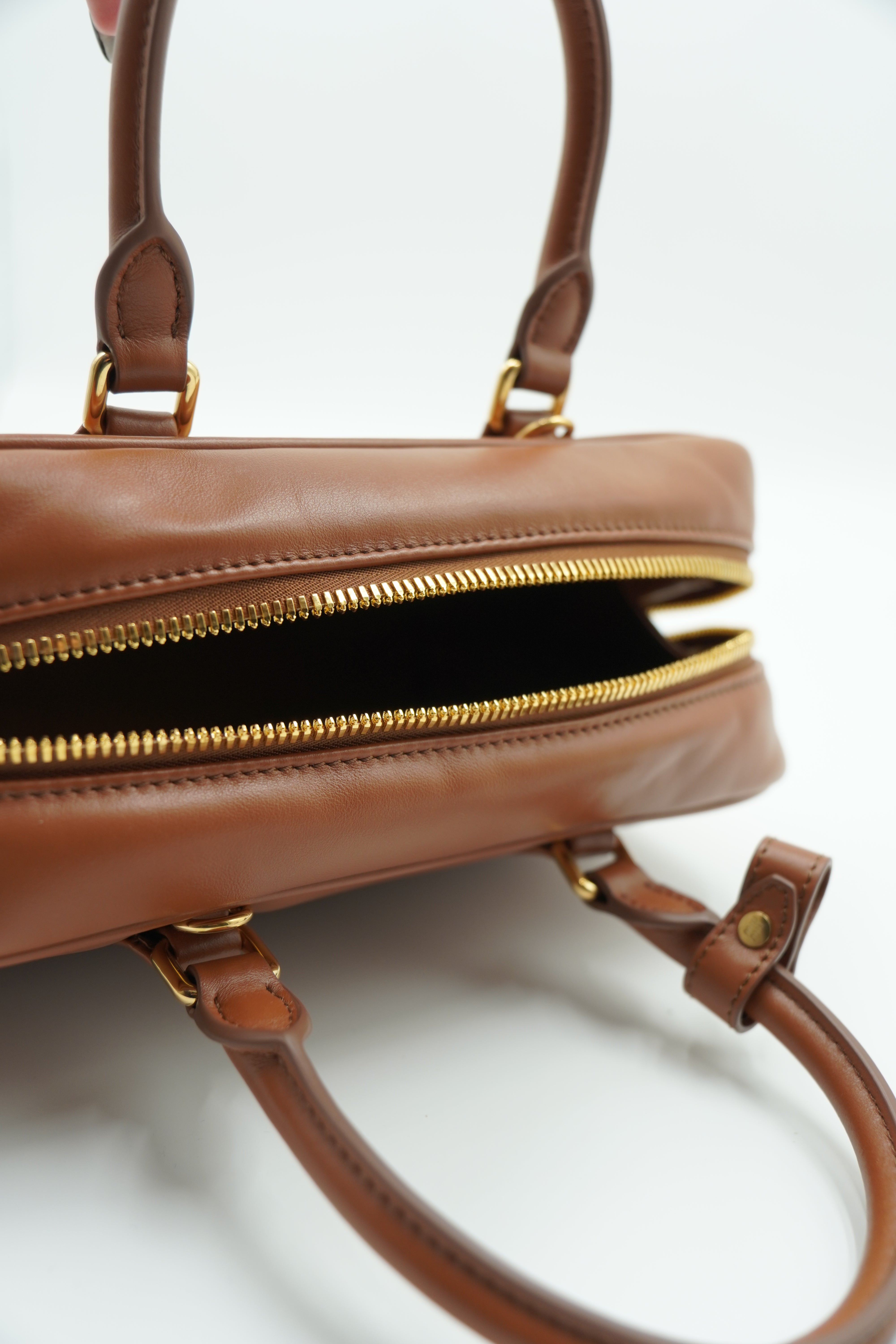 Miu Miu Borsa Arcadie Large Cognac