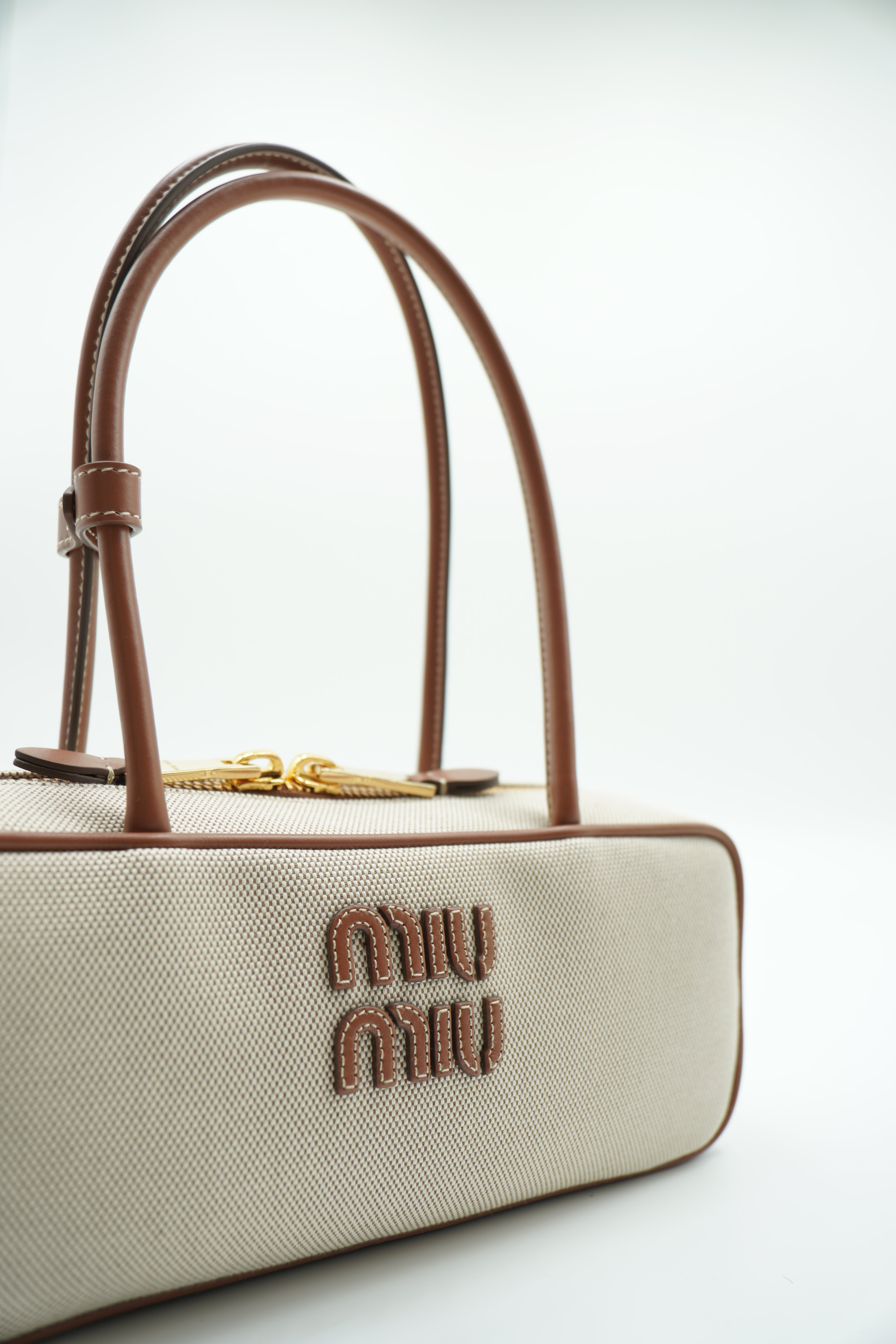 Bolso Miu Miu Beau de lona y piel pequeño