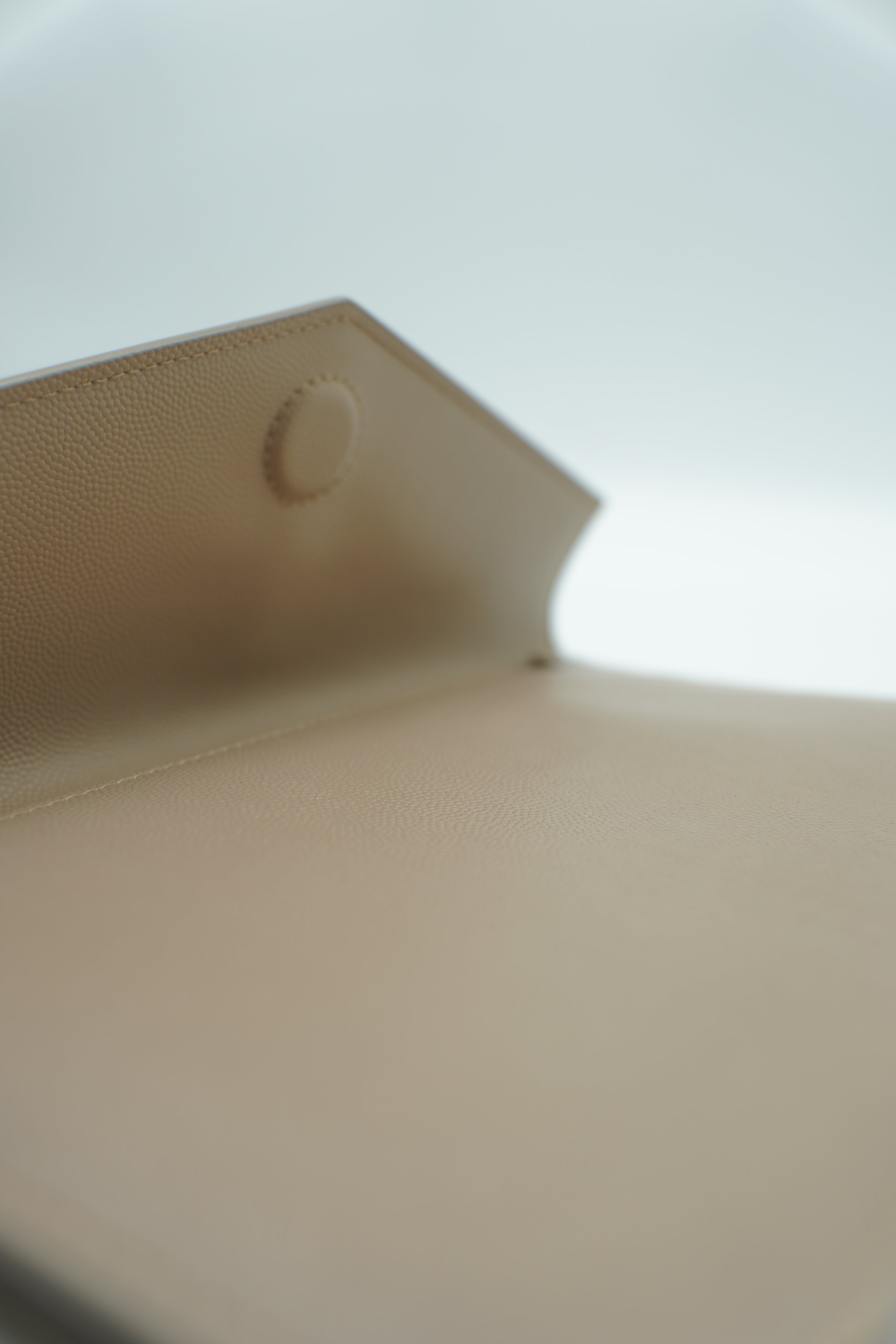 Saint Laurent Pochette Uptown Pelle Groffata Tortora