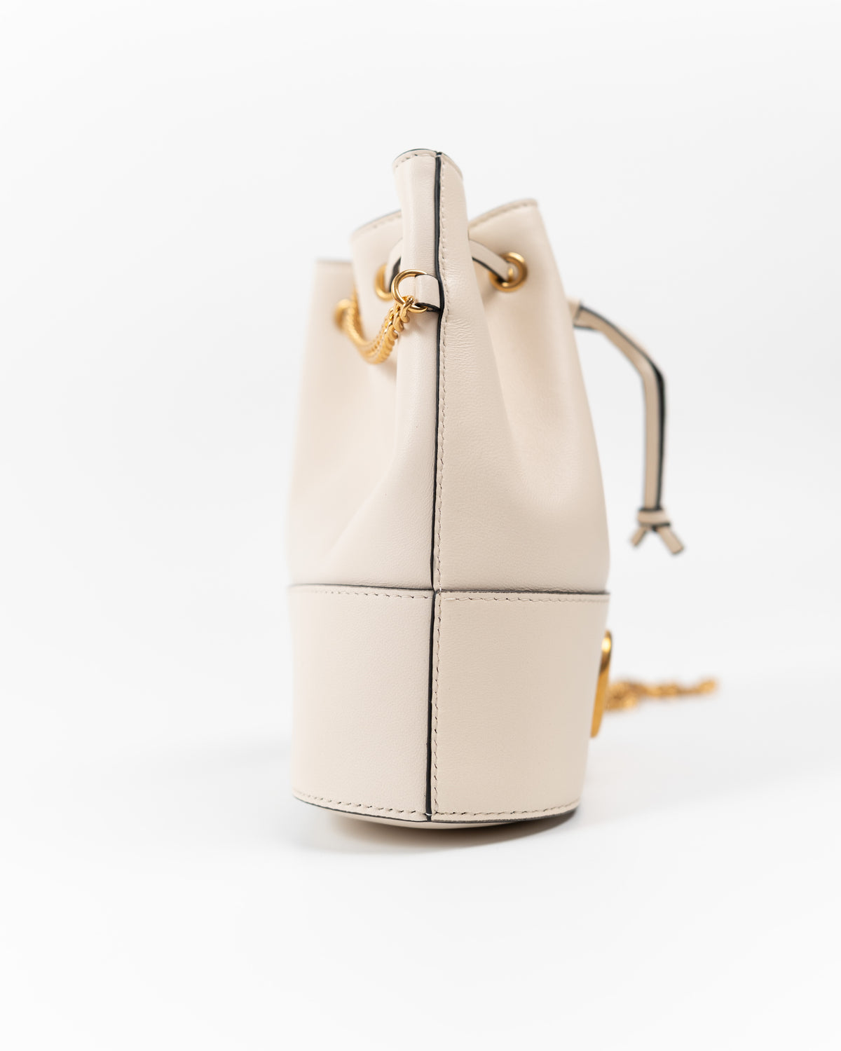 Valentino Garavani Borsa Mini VLogo Signature Secchiello Pelle Nappa Bianca luxury resale certificata - Aurea Luxury Lab