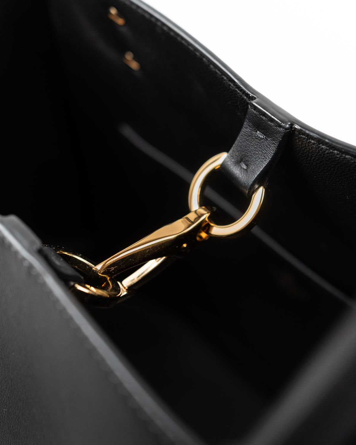 Valentino Garavani Borsa Tote VLogo Side Pelle Nera second hand certificata - Aurea Luxury Lab