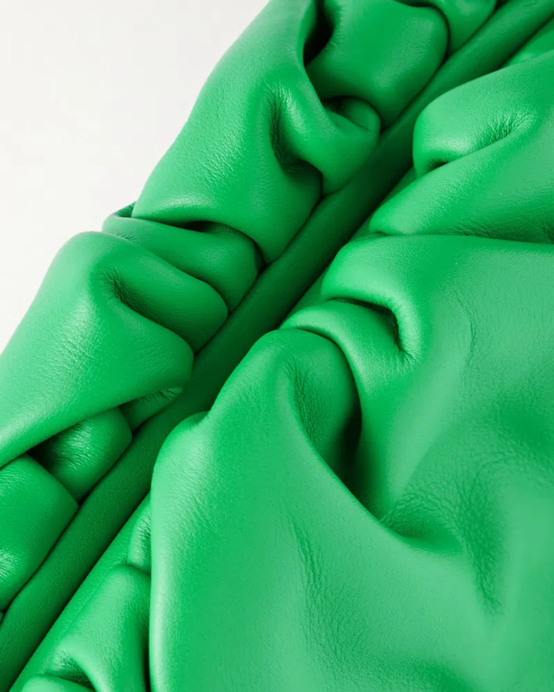 Bottega Veneta Borsa Mini Pouch Pelle Verde preloved luxury certificata - Aurea Luxury Lab