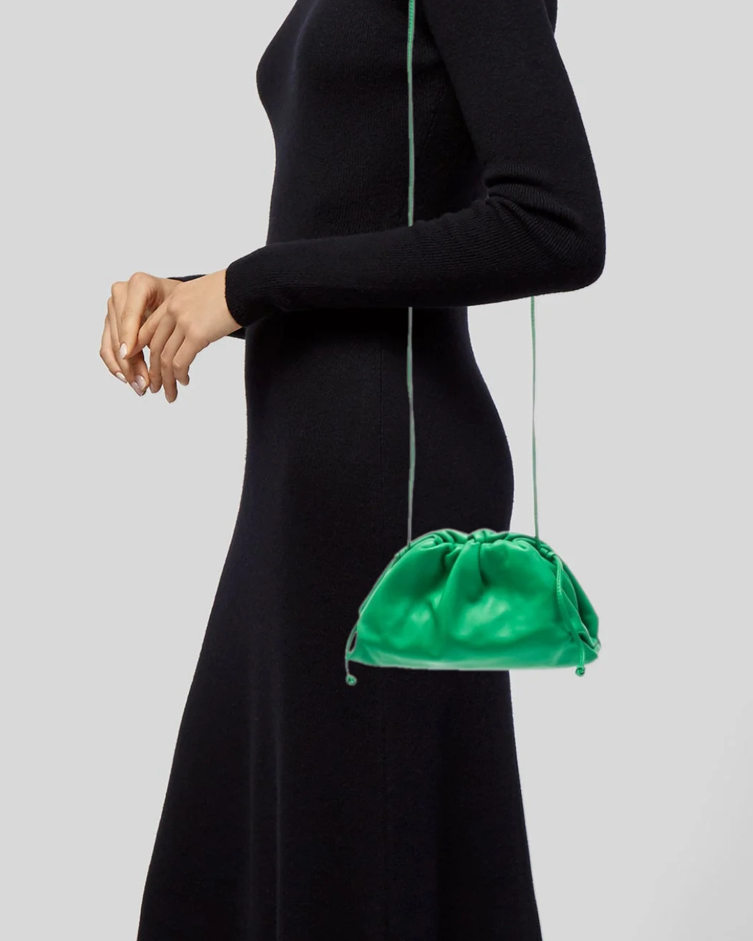 Bottega Veneta Borsa Mini Pouch Pelle Verde come nuova certificata - Aurea Luxury Lab