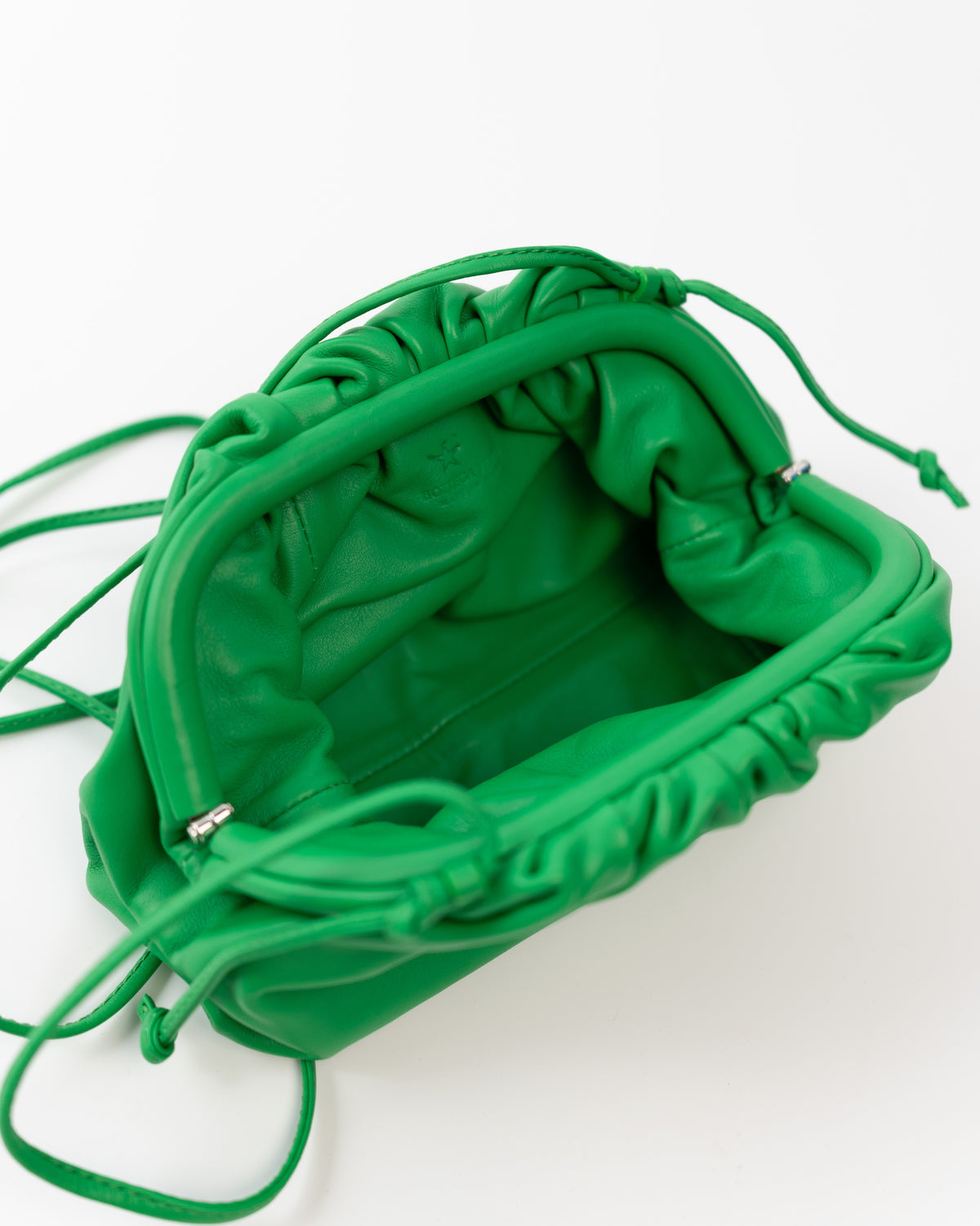 Bottega Veneta Borsa Mini Pouch Pelle Verde pre-owned certificata - Aurea Luxury Lab