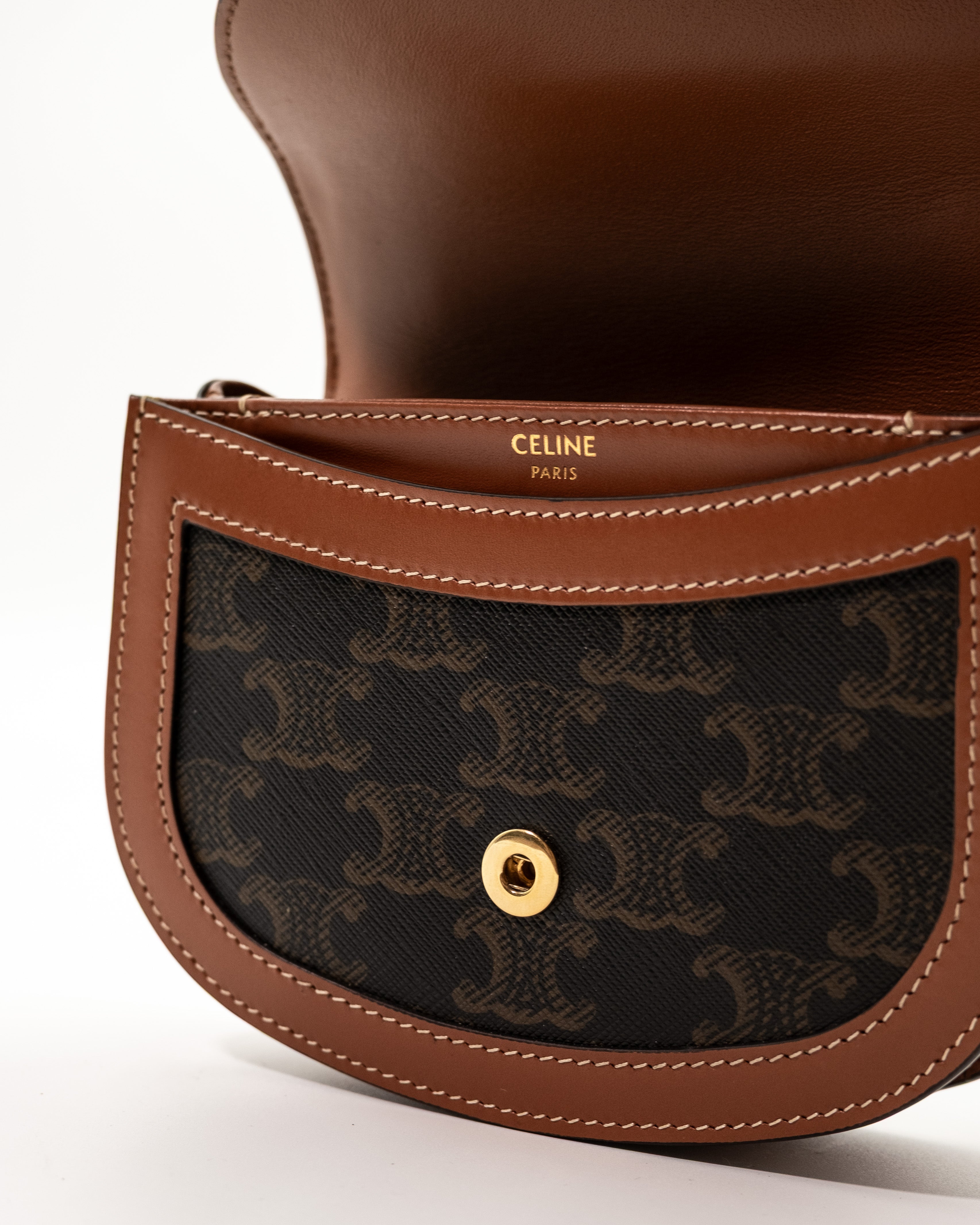 Celine Borsa Besace Clea Mini Tela Triomphe Marrone pre-owned certificata - Aurea Luxury Lab