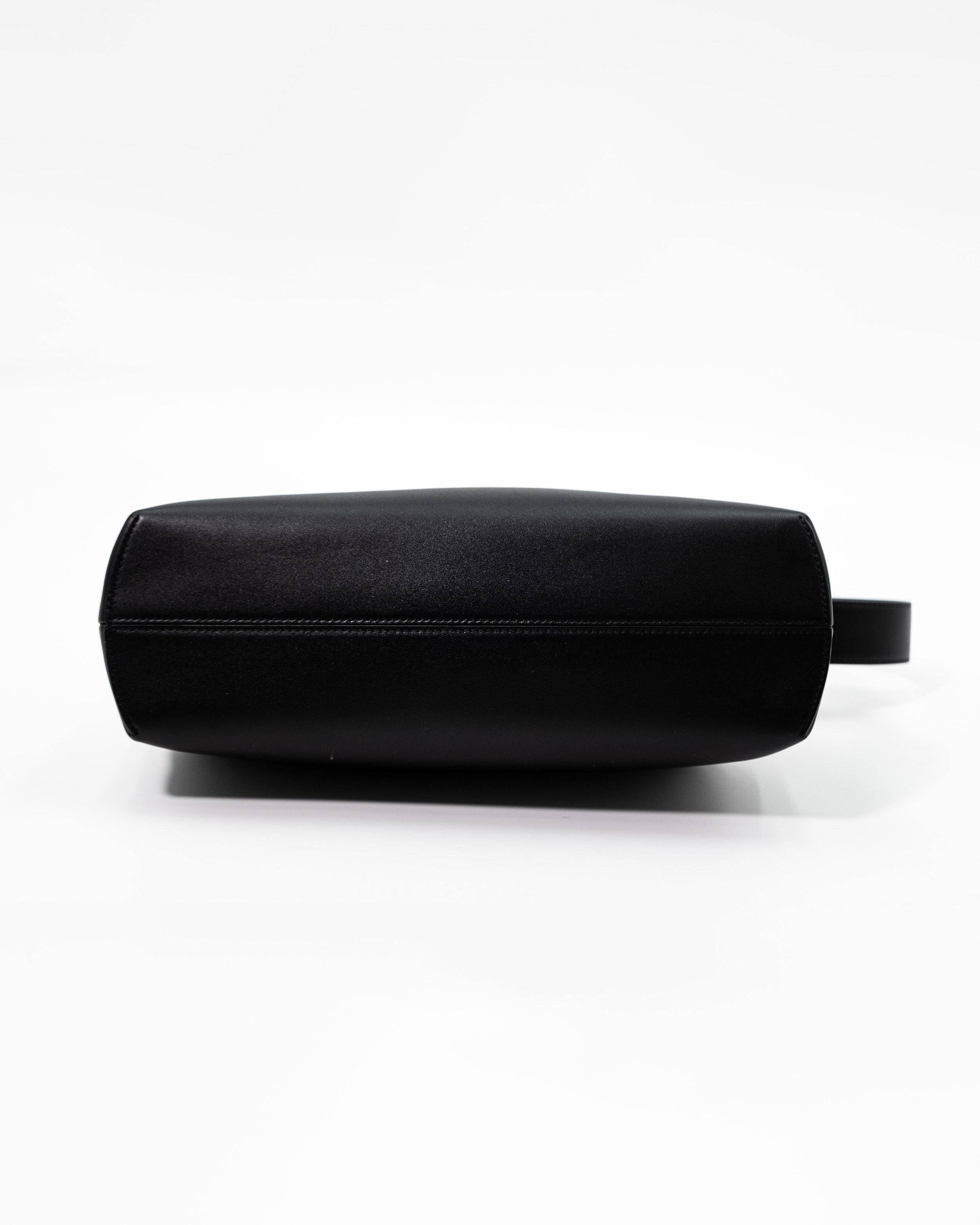 Fendi Borsa First Medium Nappa Nera borsa usata autentica - Aurea Luxury Lab