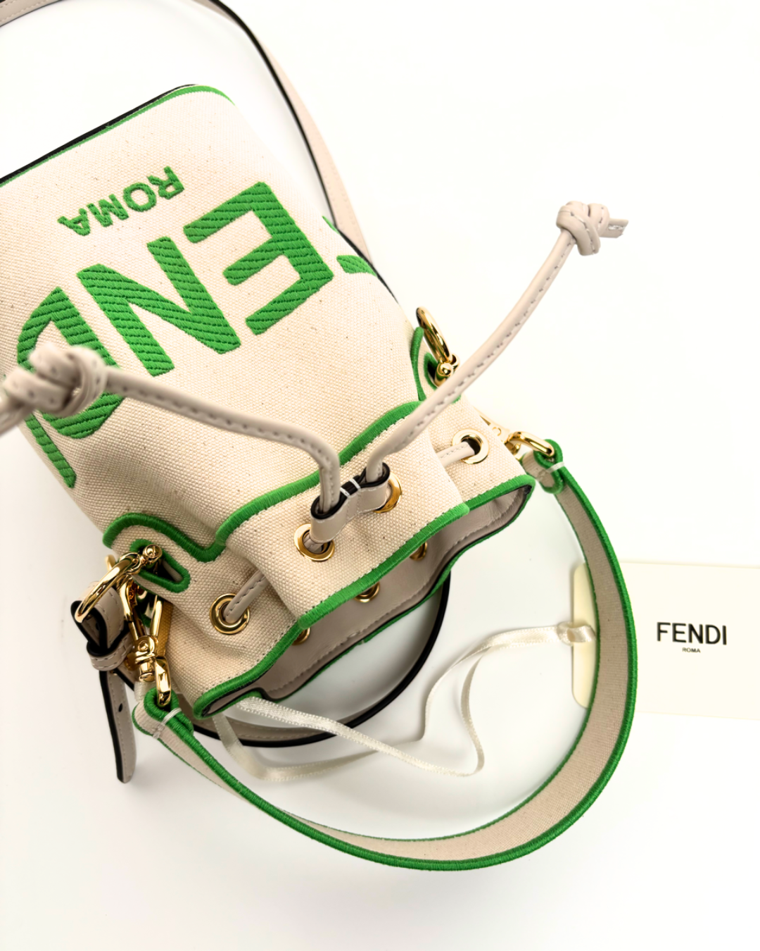 Fendi Borsa Secchiello Mon Tresor Mini Canvas Bianco Logo Verde pre-owned certificata - Aurea Luxury Lab