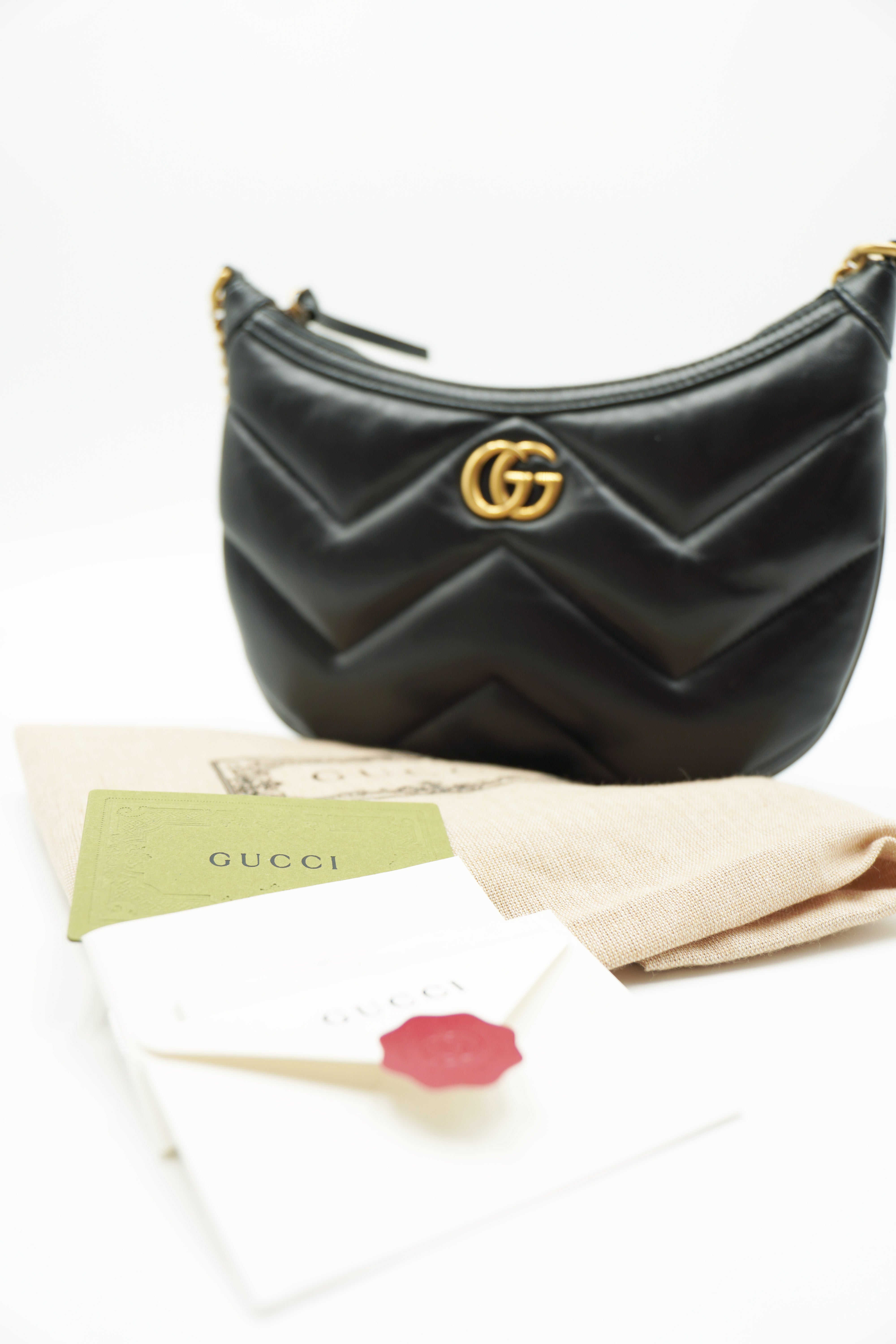 Gucci Borsa A Spalla Marmont Pelle Nera - Usato Autentico