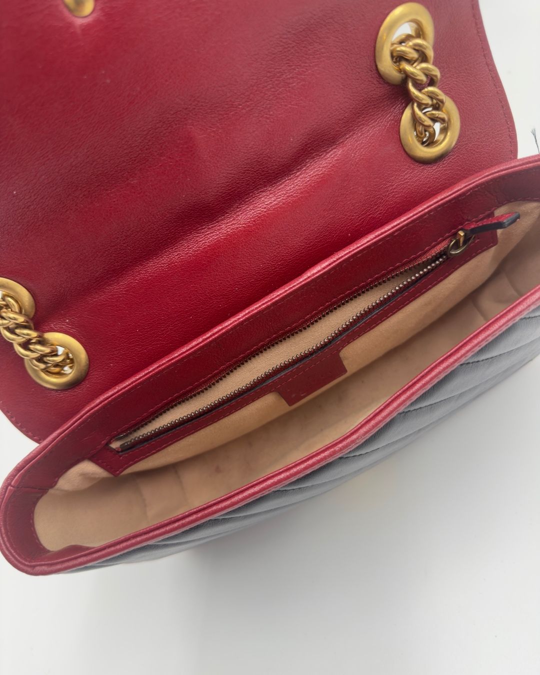 Gucci Borsa GG Marmont Pelle Matelassé Nera second hand luxury - Aurea Luxury Lab