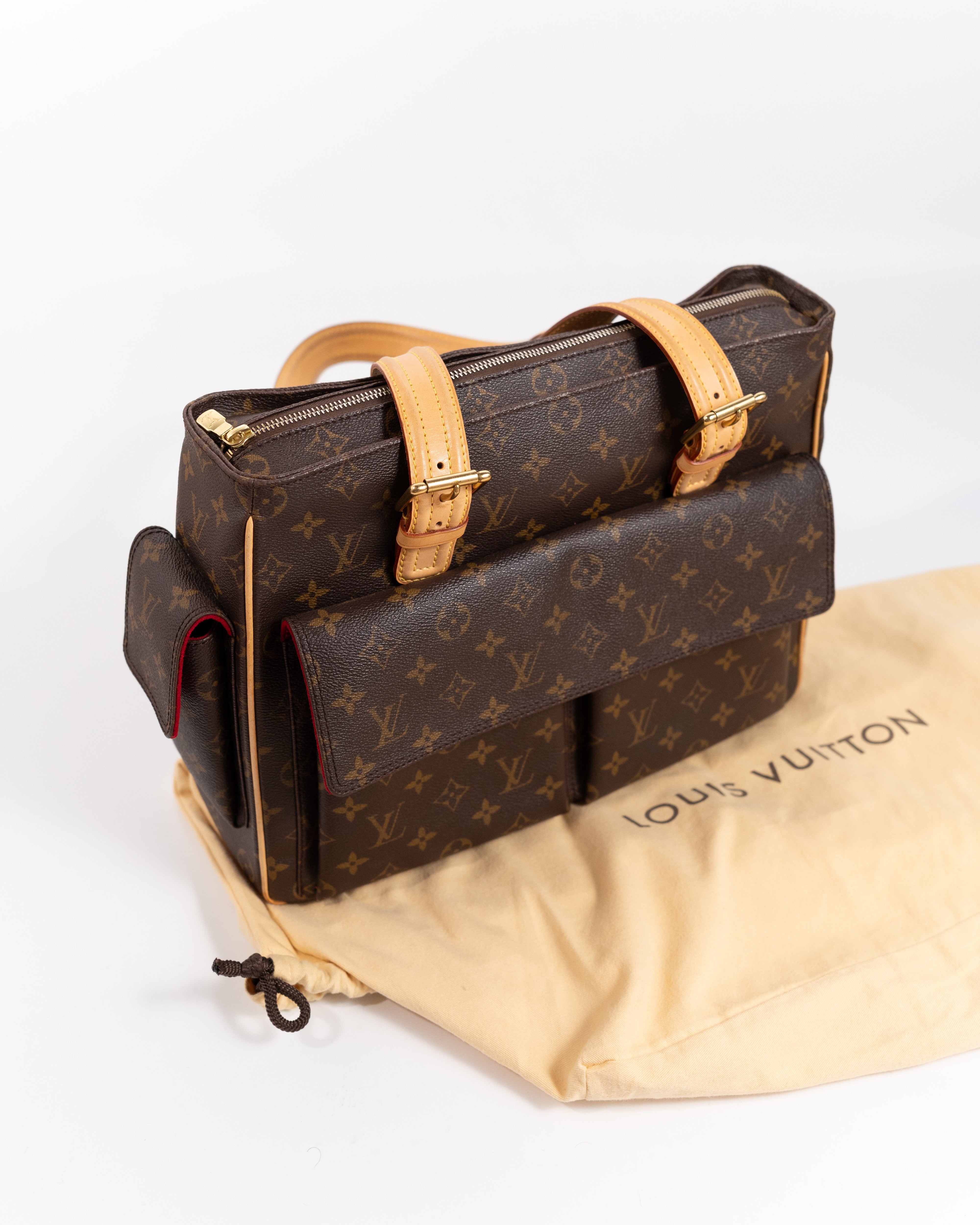 Louis Vuitton Borsa Multiple Cité Tela Monogram Marrone pre-owned certificata - Aurea Luxury Lab