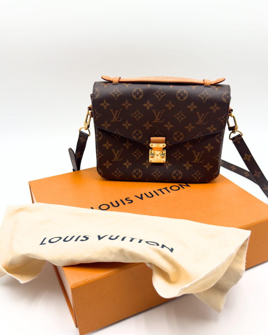 Louis Vuitton Borsa Pochette Métis Monogram Vacchetta Chiara second hand luxury - Aurea Luxury Lab