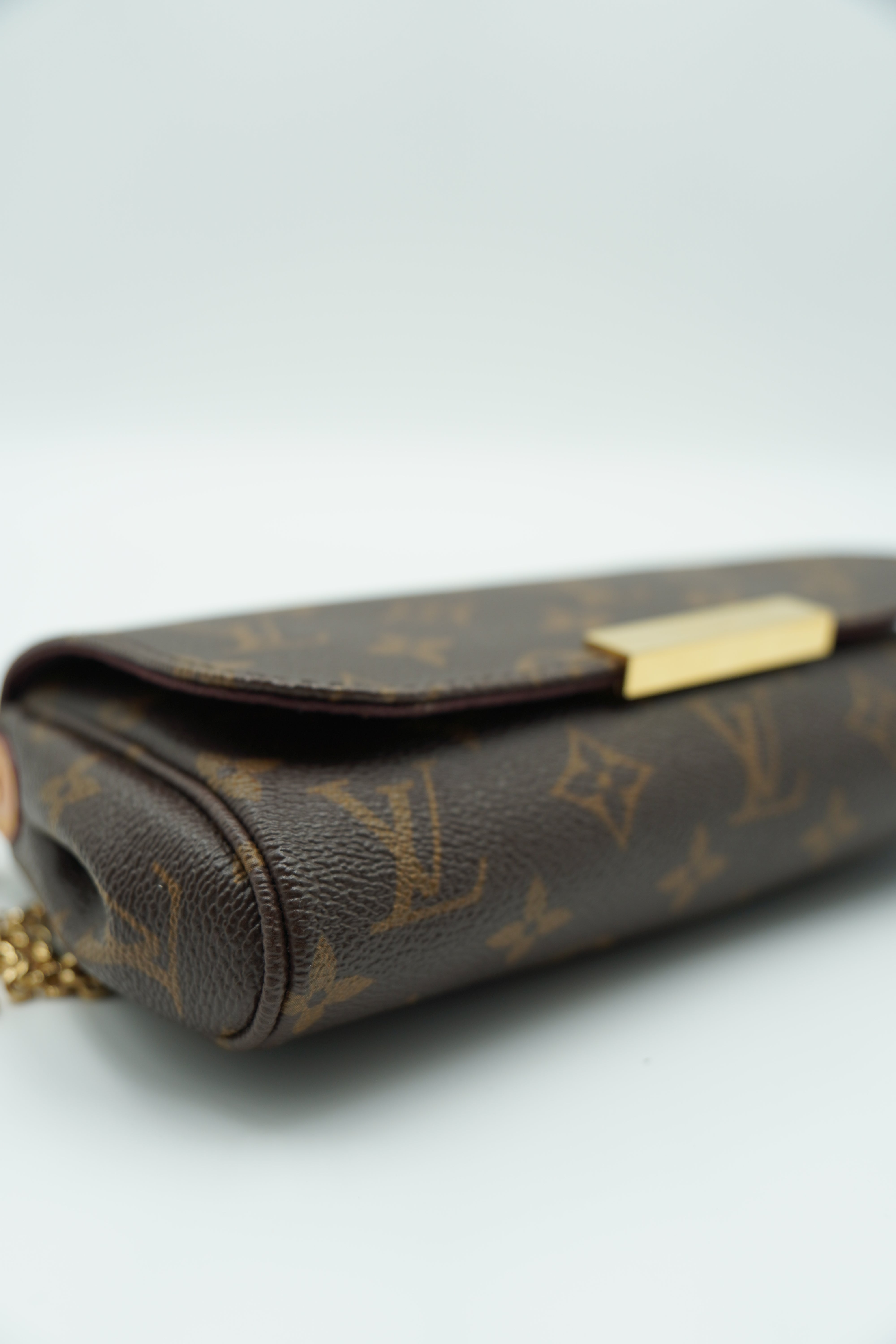 Bolso de hombro Louis Vuitton Favorite PM Monogram