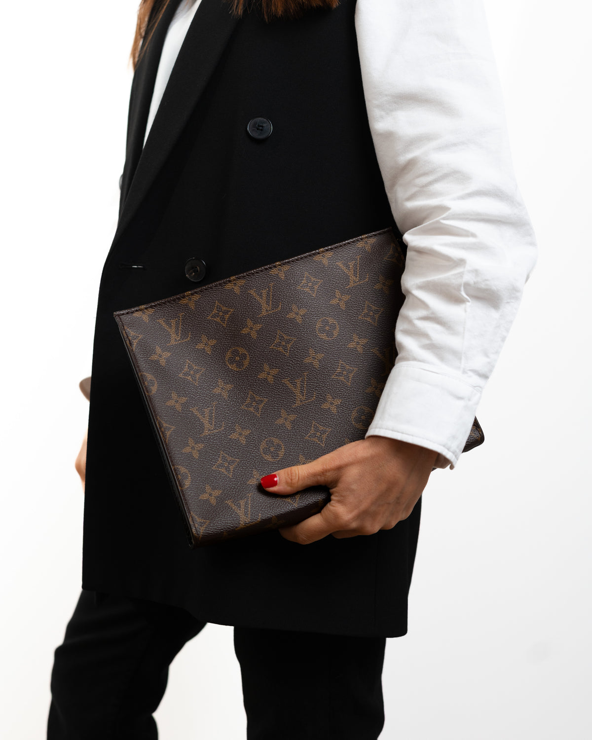 Louis Vuitton Pochette Toilette 26 Tela Monogram e Pelle Nera — Pre-owned Autentica