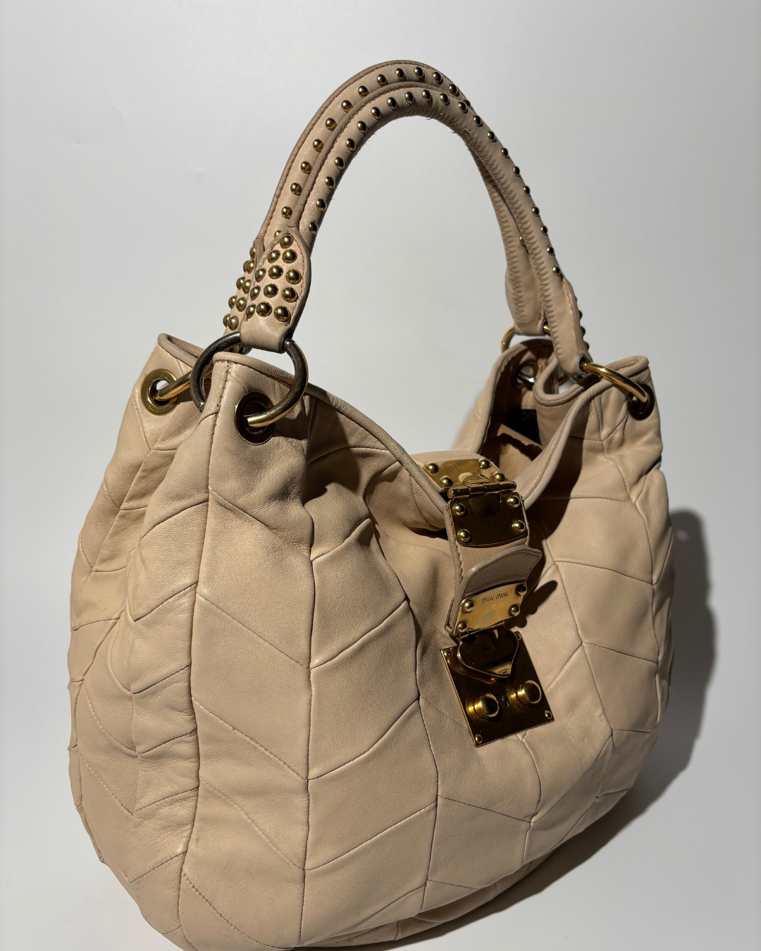 Miu Miu Borsa Hobo Vintage Pelle Nappa Panna second hand luxury - Aurea Luxury Lab