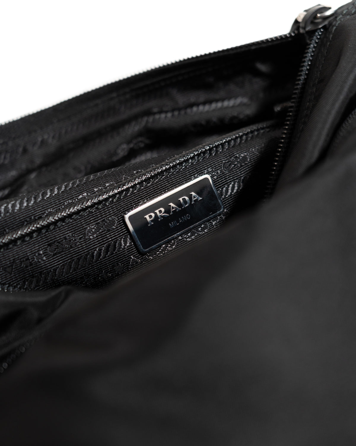 Prada Borsa Tracolla Re-Nylon Nera usata autentica certificata - Aurea Luxury Lab