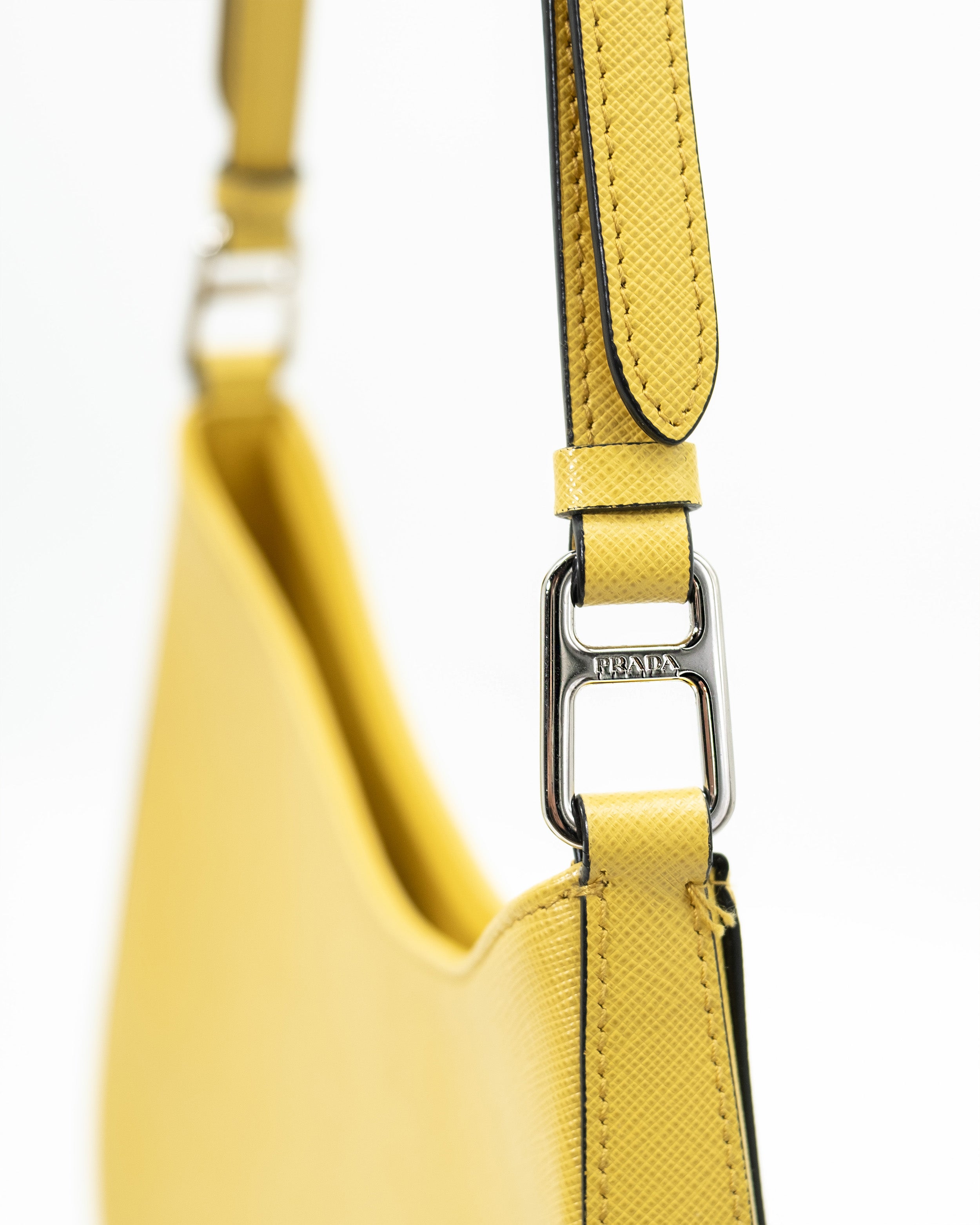Prada Sac Cleo en Cuir Brossé Jaune — Pre-owned Authentique
