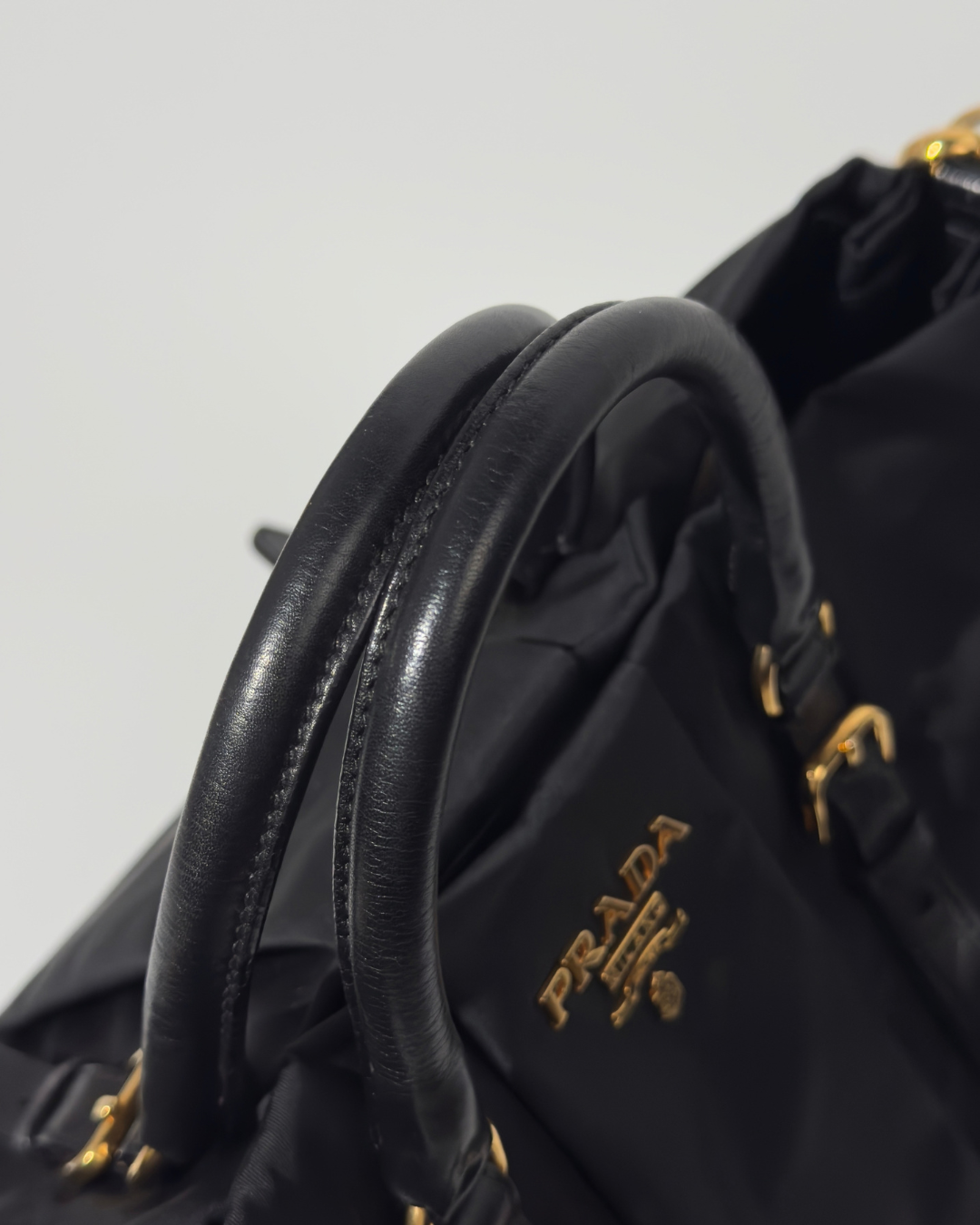 Prada Borsa Shopping Nylon e Pelle Nera preloved luxury certificata - Aurea Luxury Lab