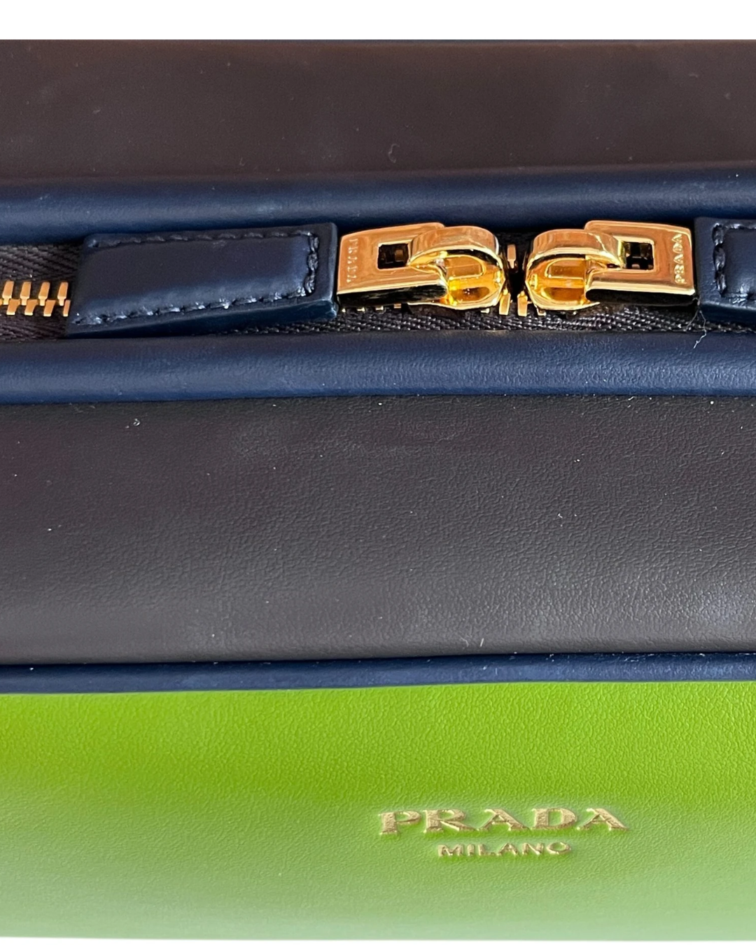 Prada Borsa Swing Pelle Verde e Blu Notte usata autentica - Aurea Luxury Lab