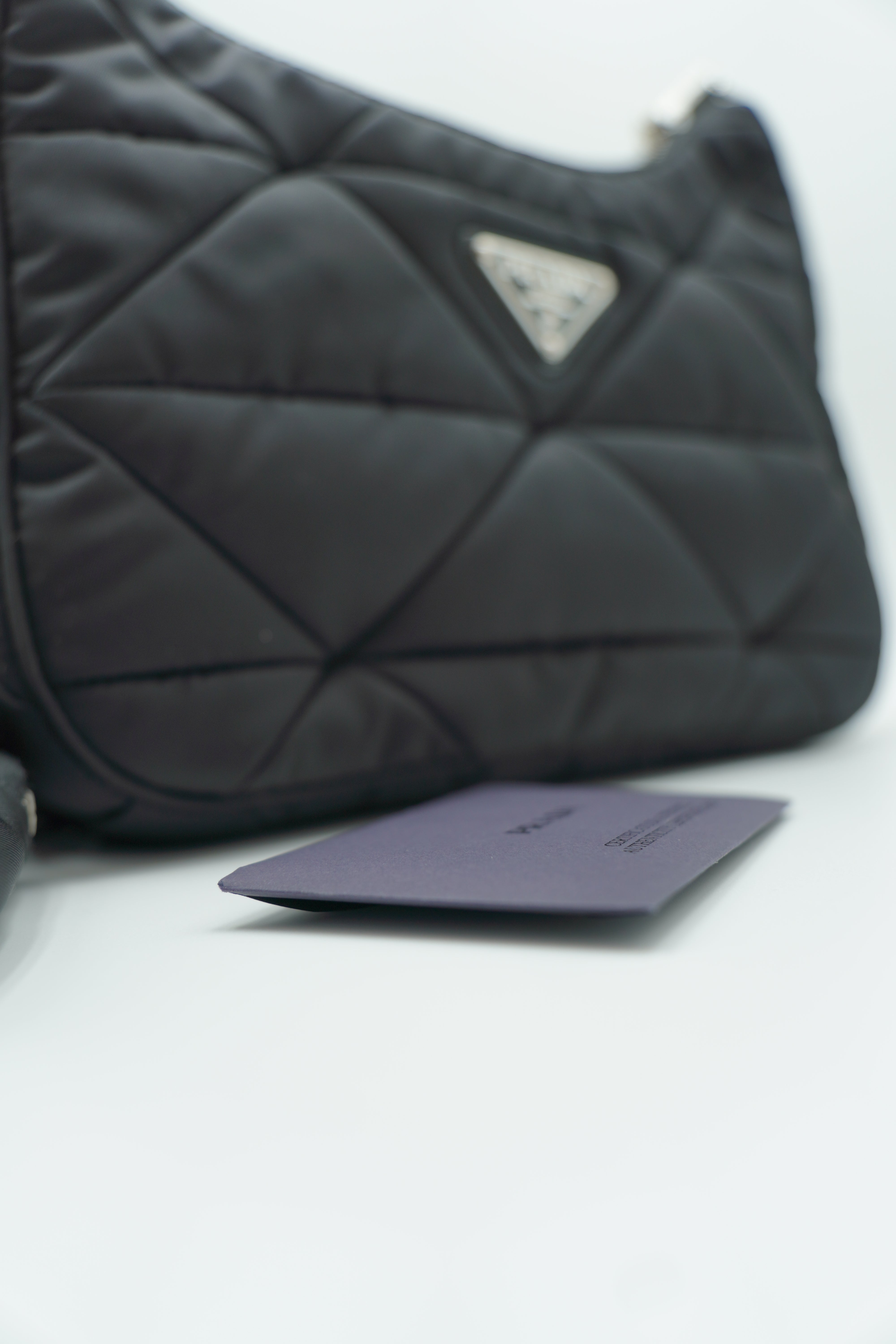 Prada Borsa a spalla in Re-Nylon imbottito - Aurea Luxury Lab