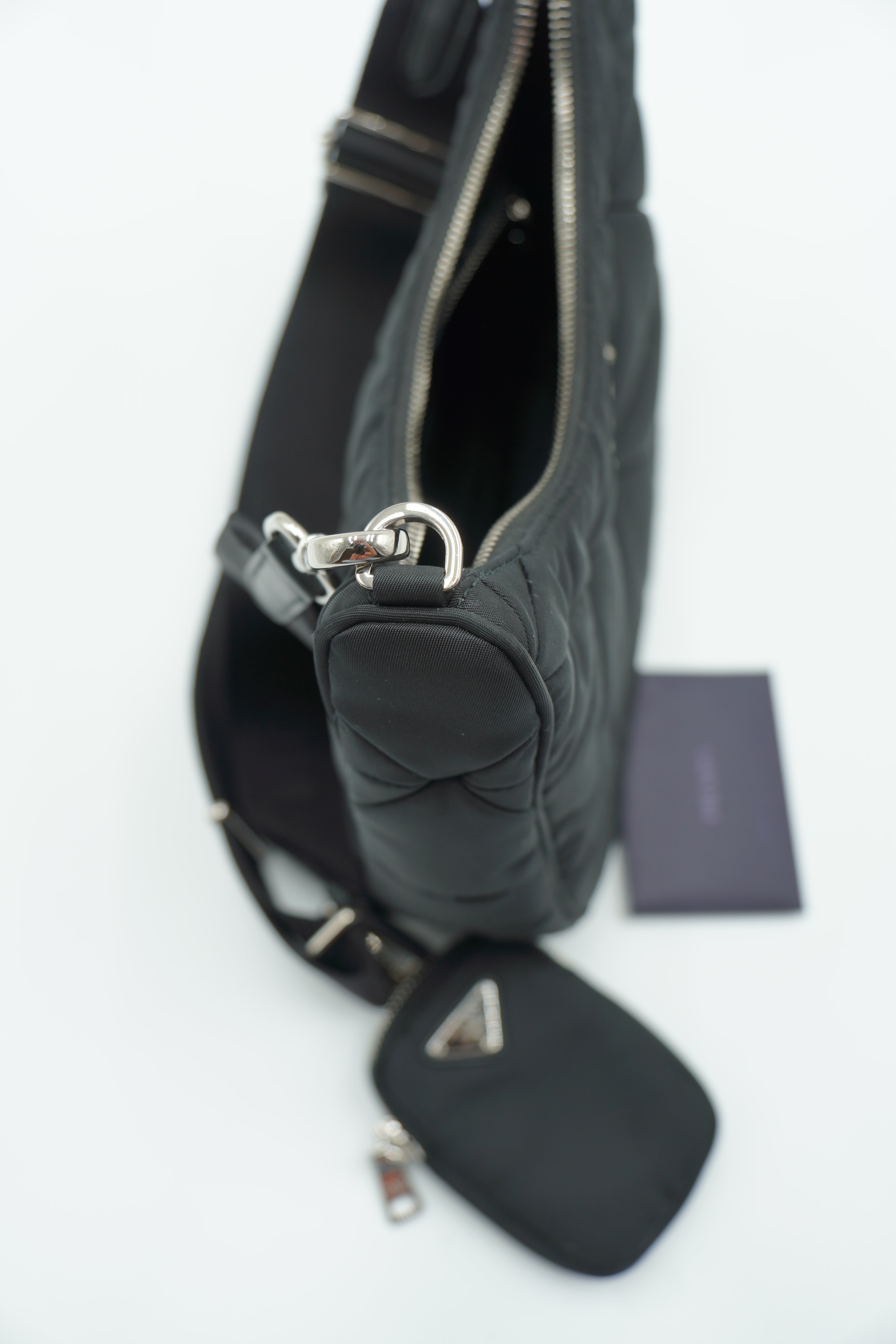 Prada Borsa a spalla in Re-Nylon imbottito - Aurea Luxury Lab