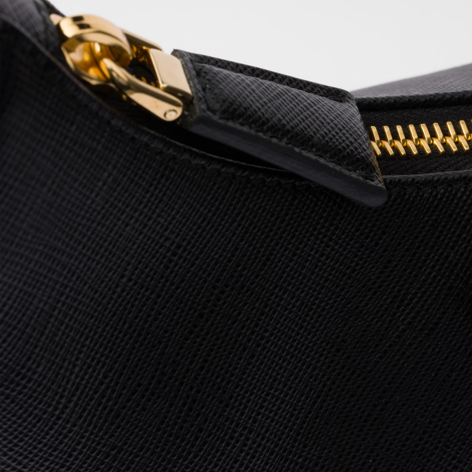 Prada Mini Saffiano - Aurea Luxury Lab