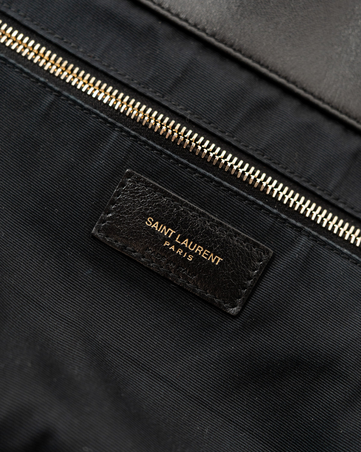 Saint Laurent Borsa Icare Maxi Pelle di Agnello Trapuntata Nera vista posteriore usata autentica - Aurea Luxury Lab