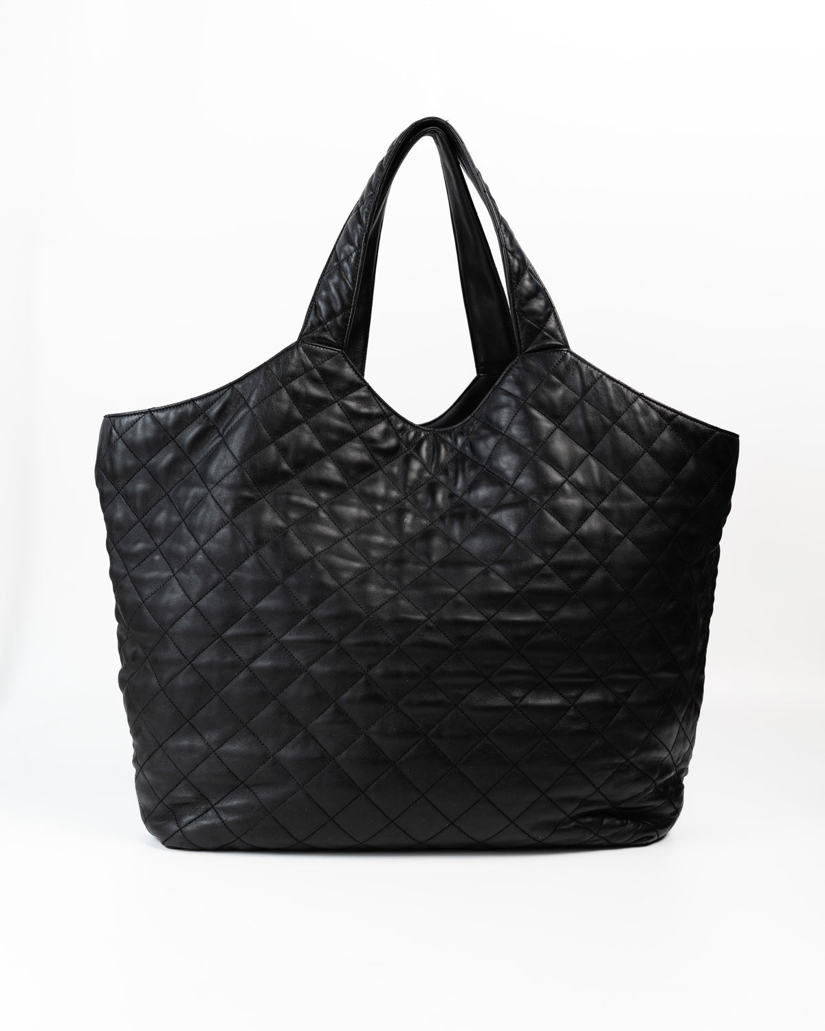 Saint Laurent Borsa Icare Maxi Pelle di Agnello Trapuntata Nera dettaglio second hand luxury - Aurea Luxury Lab