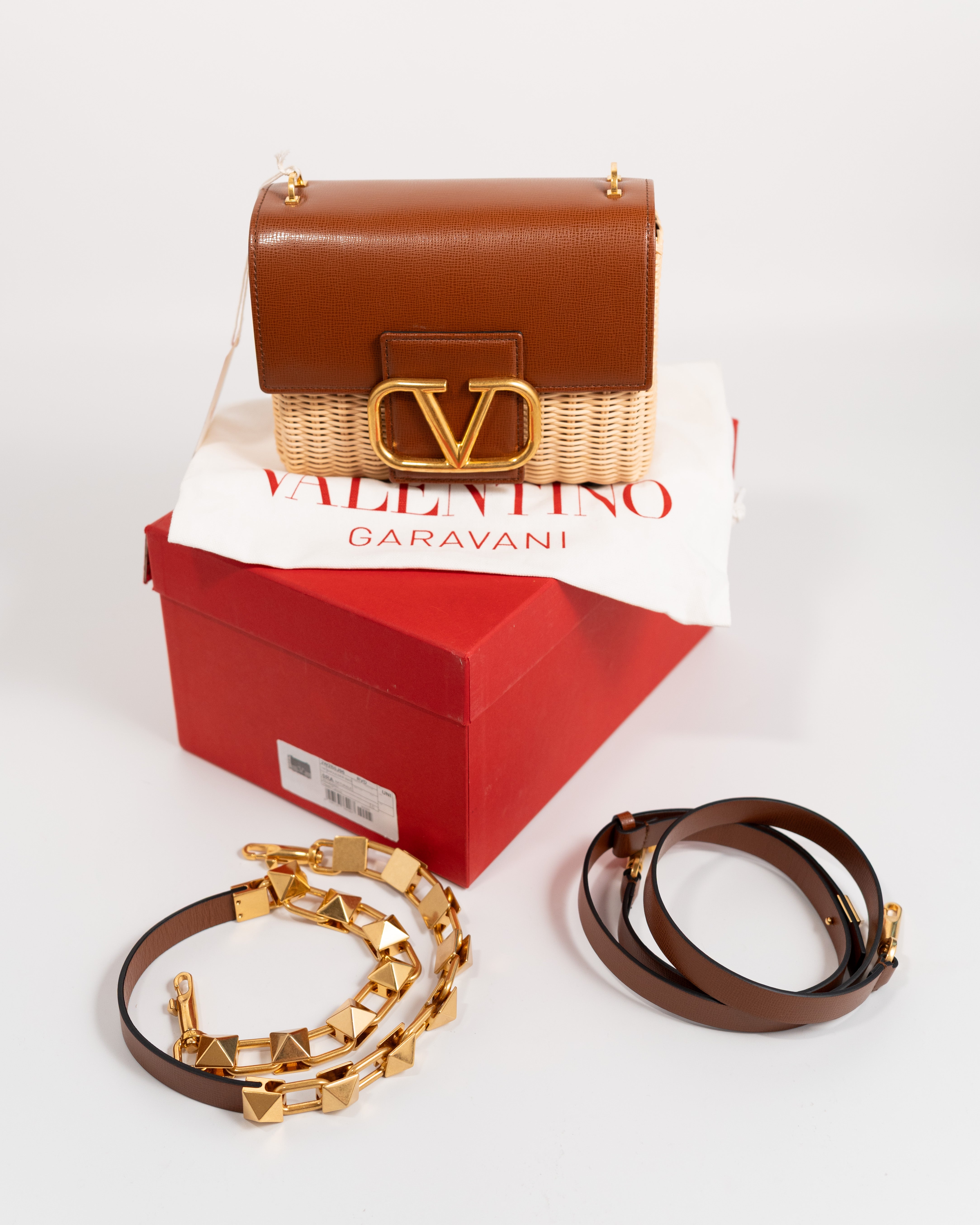 Valentino Garavani Borsa Stud Sign Rafia e Pelle Beige luxury resale autentica - Aurea Luxury Lab