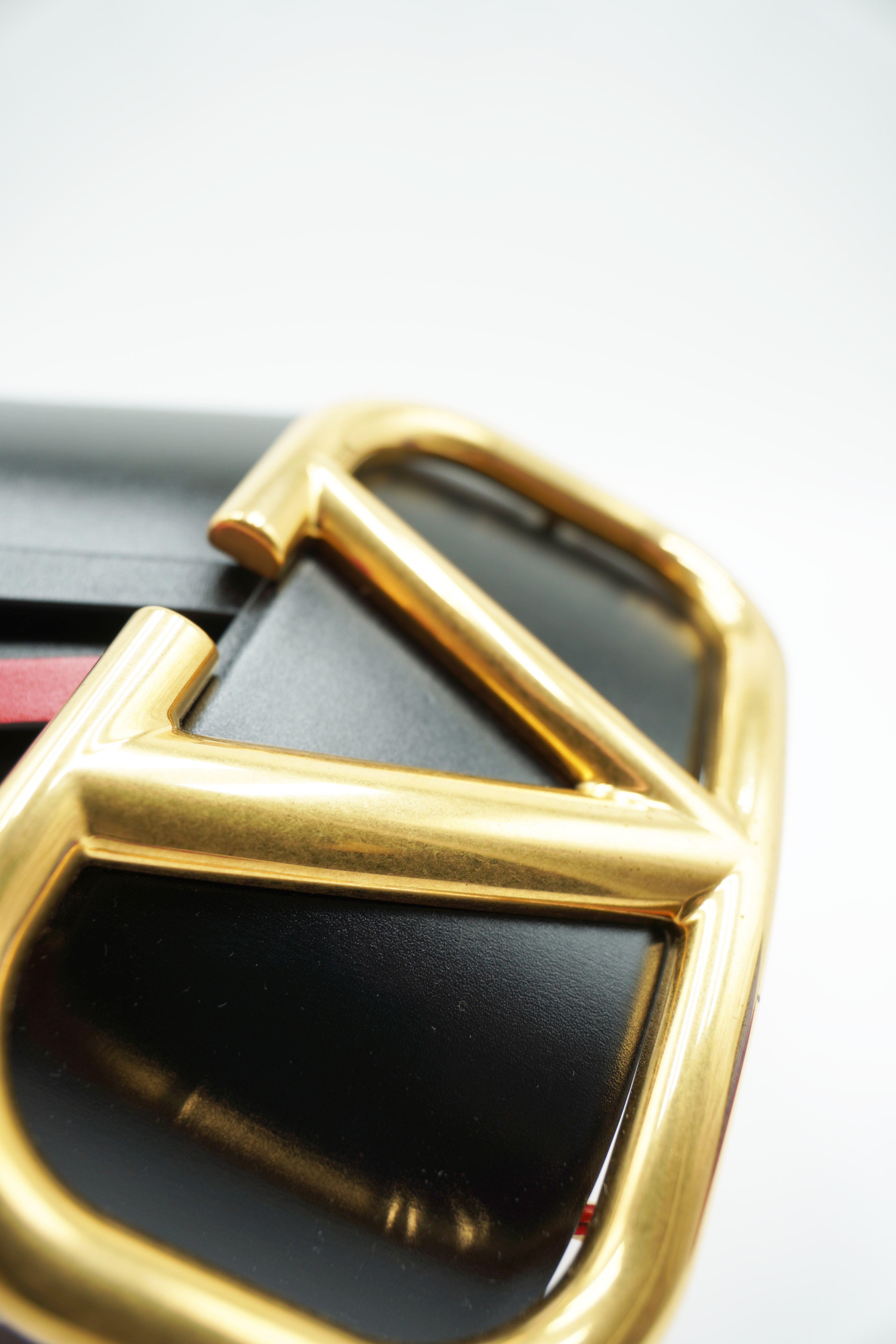 Valentino Cintura Donna SuperV Pelle Nera - Usato Autentico